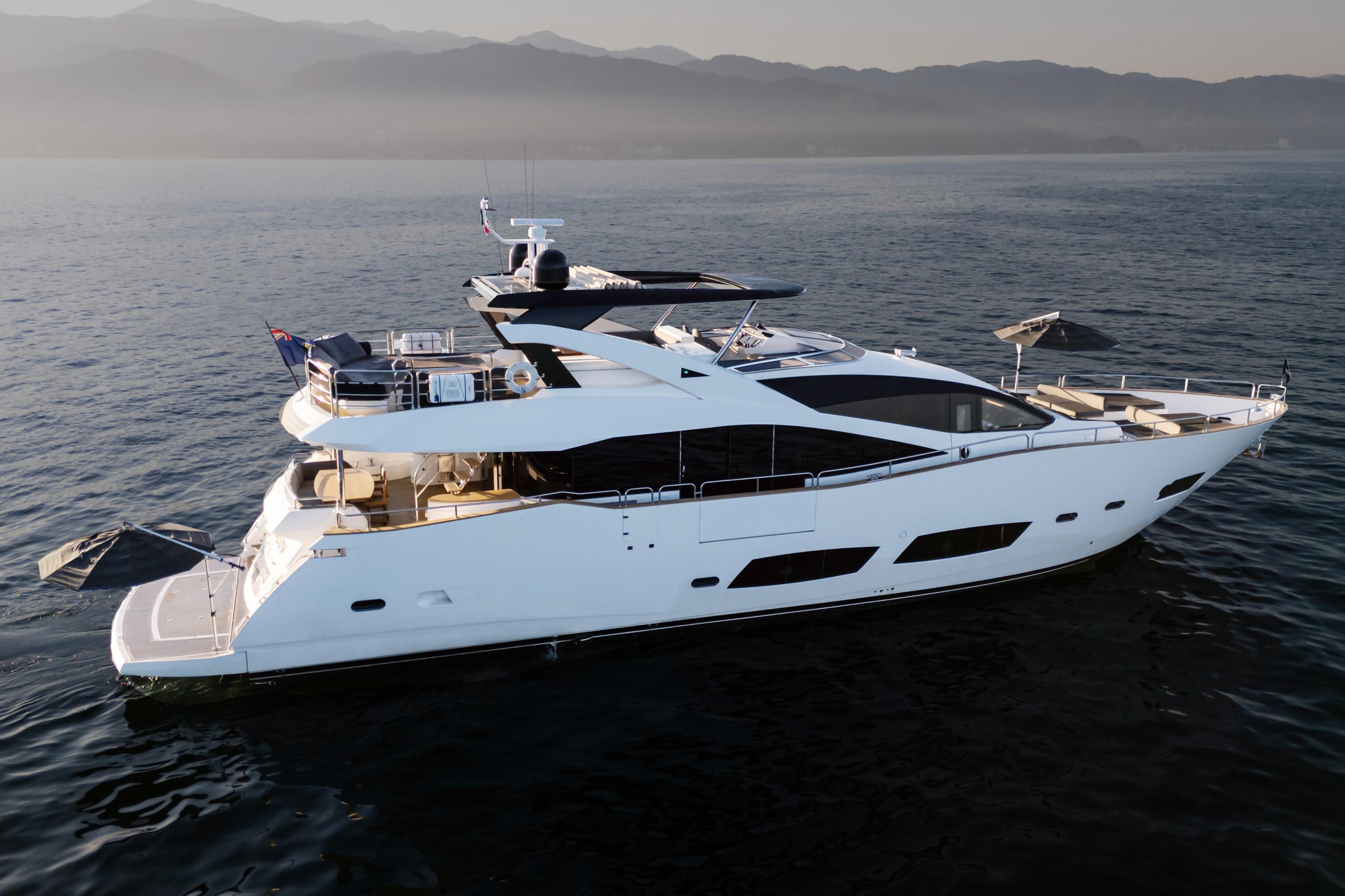 2015 Sunseeker 28 Metre Yacht