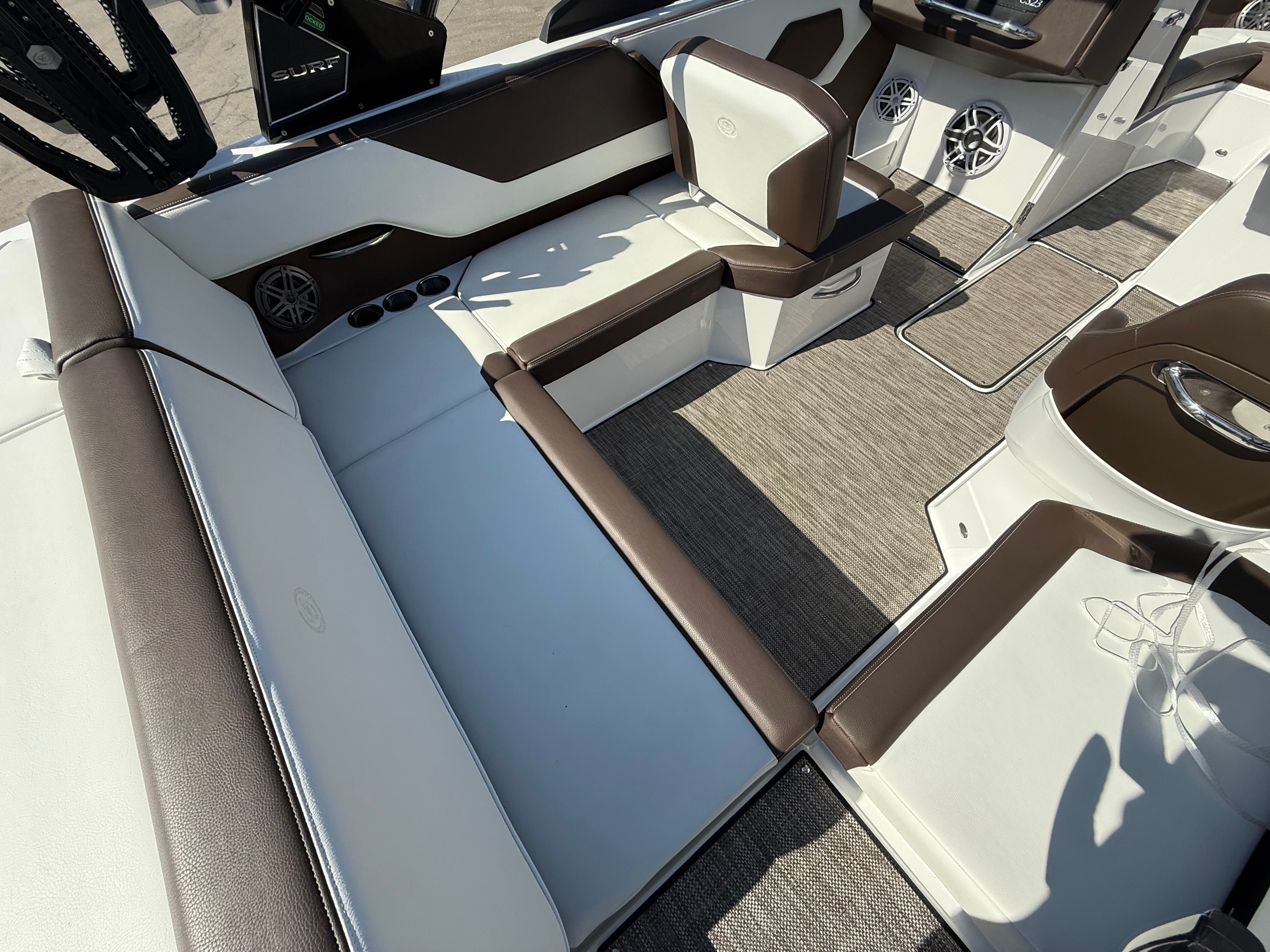 2025 Cobalt CS23 Surf - 6