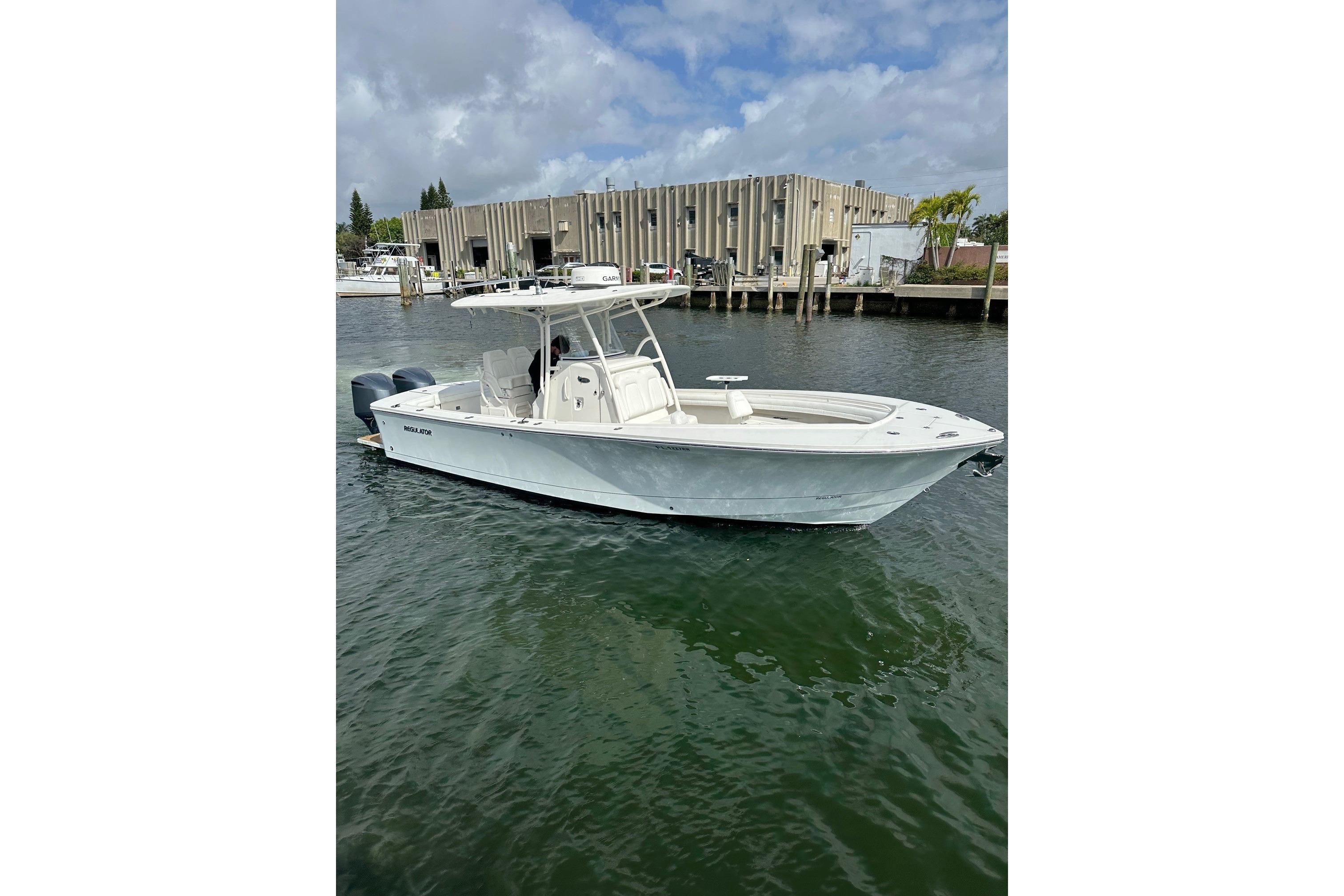 2017 Regulator 28