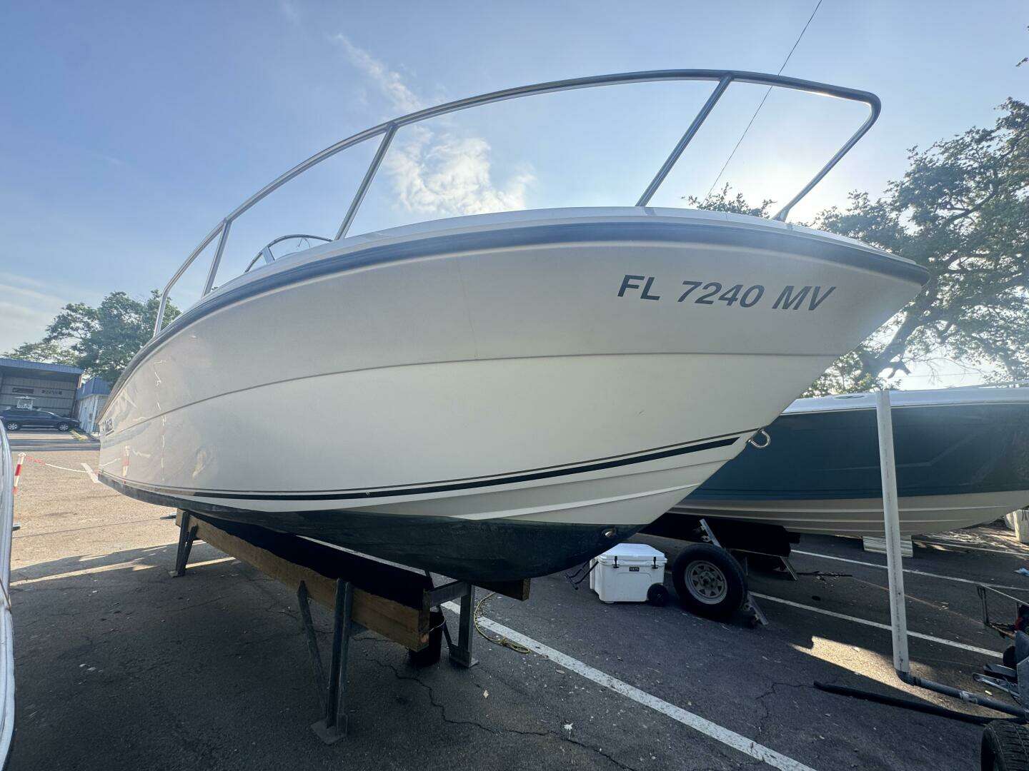 2004 Angler 220 Walkaround - Image 2