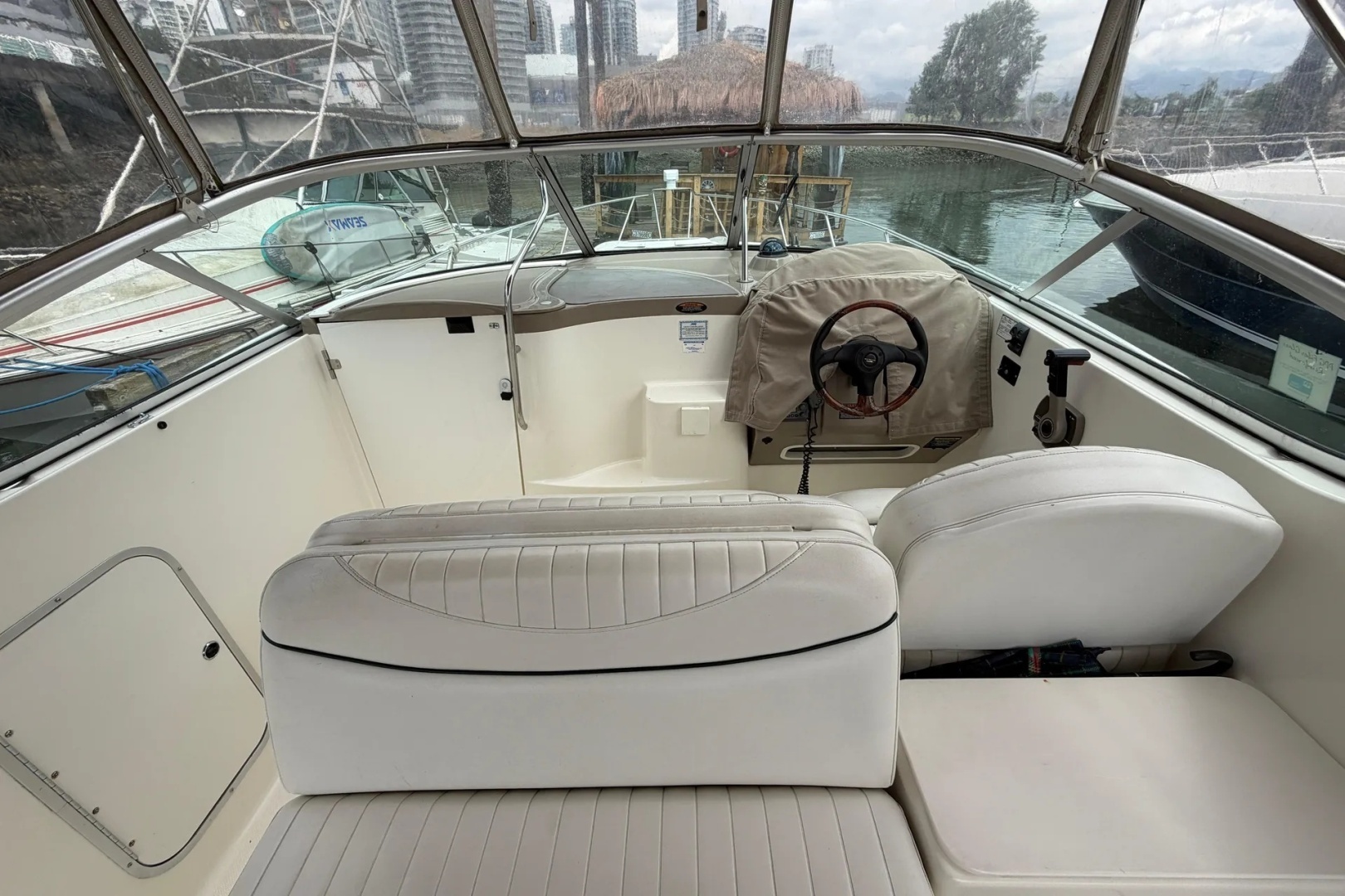 2003 Maxum 2900 SCR - Image 6