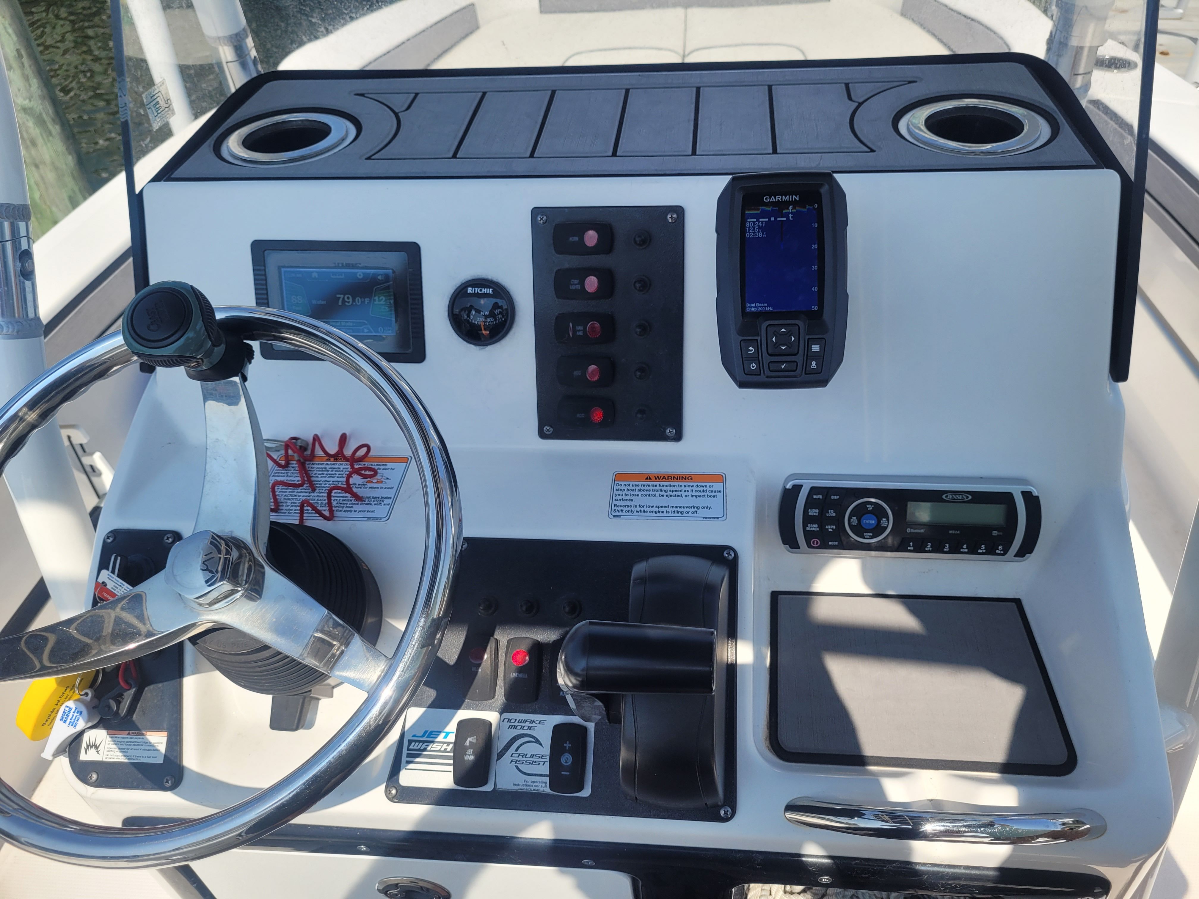 2018 Yamaha Boats FSH 190 SPORT - 3