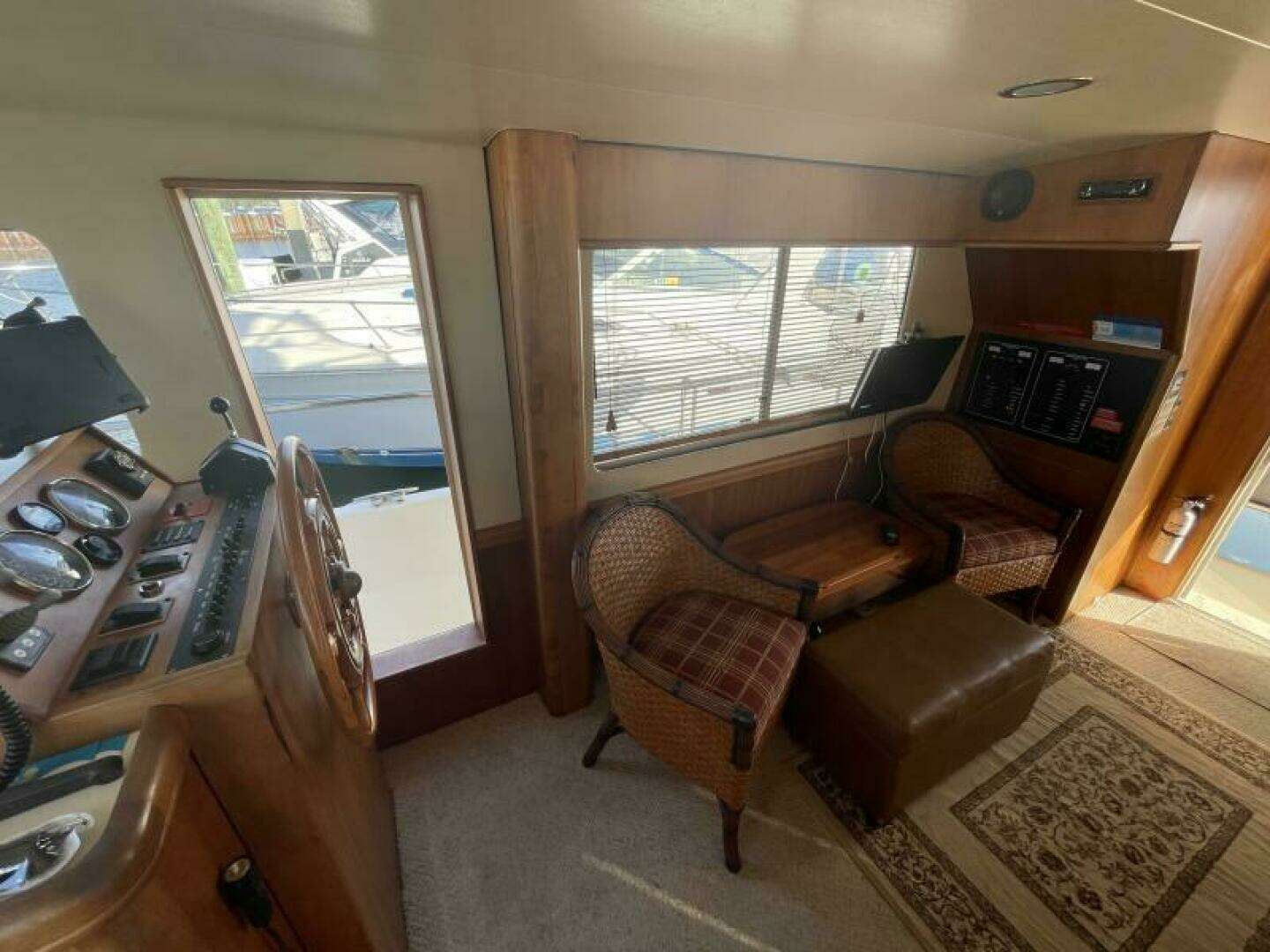 2005 Mainship — - Image 20