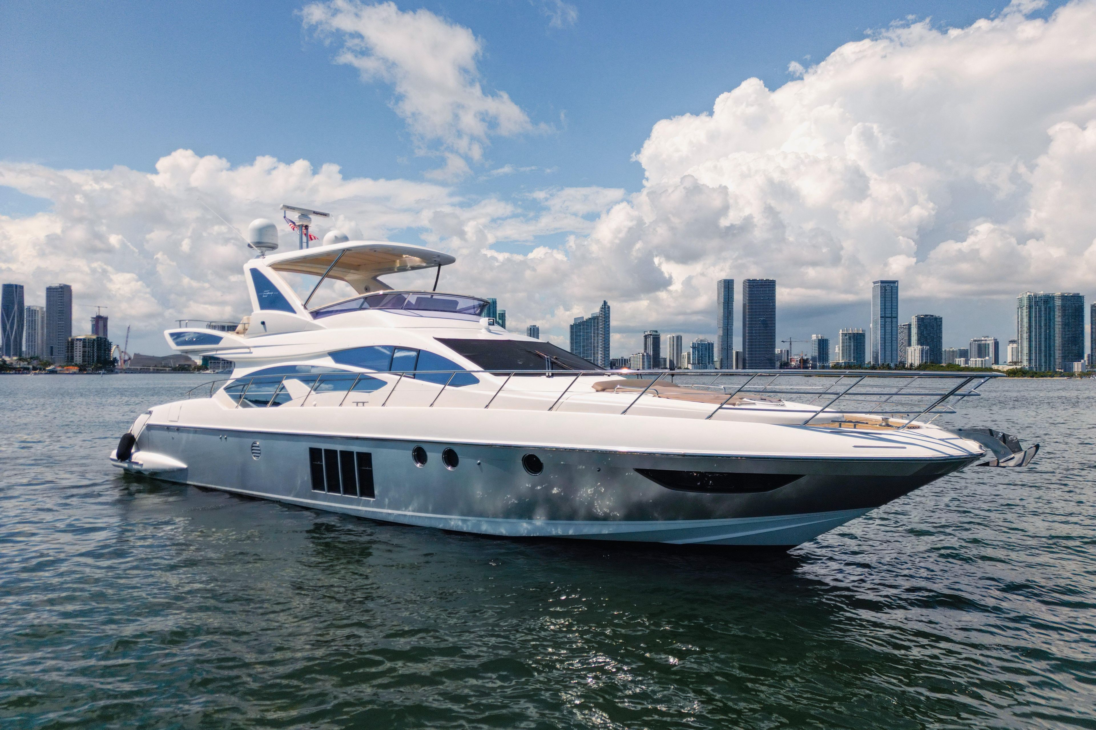 2016 Azimut 64