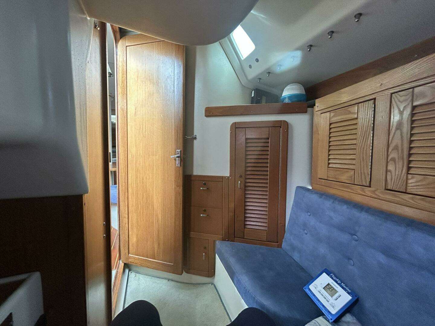 1995 Catalina 320 - Image 20