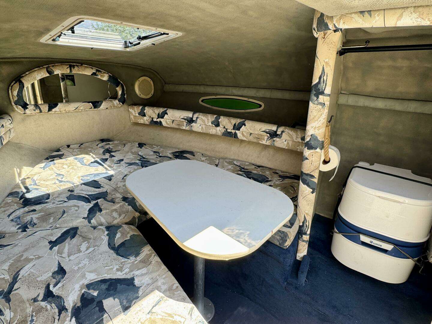 1999 Sea Ray 215 Express Cruiser - Image 51