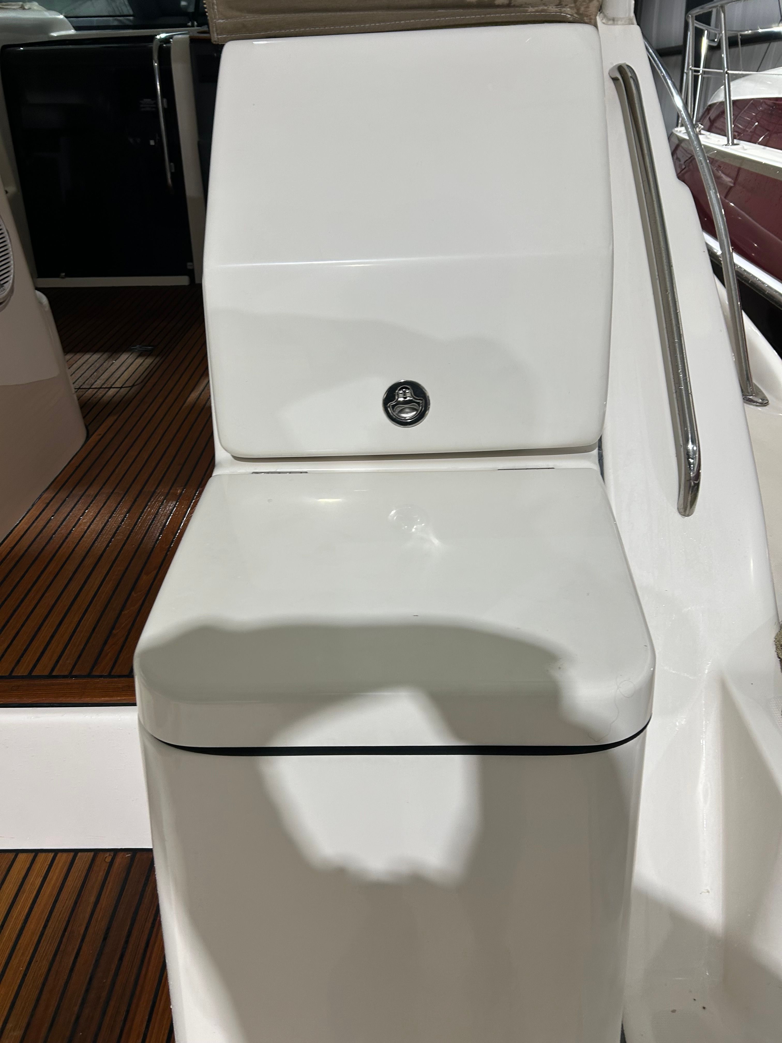 2003 Tiara Yachts 5000 Open - 30