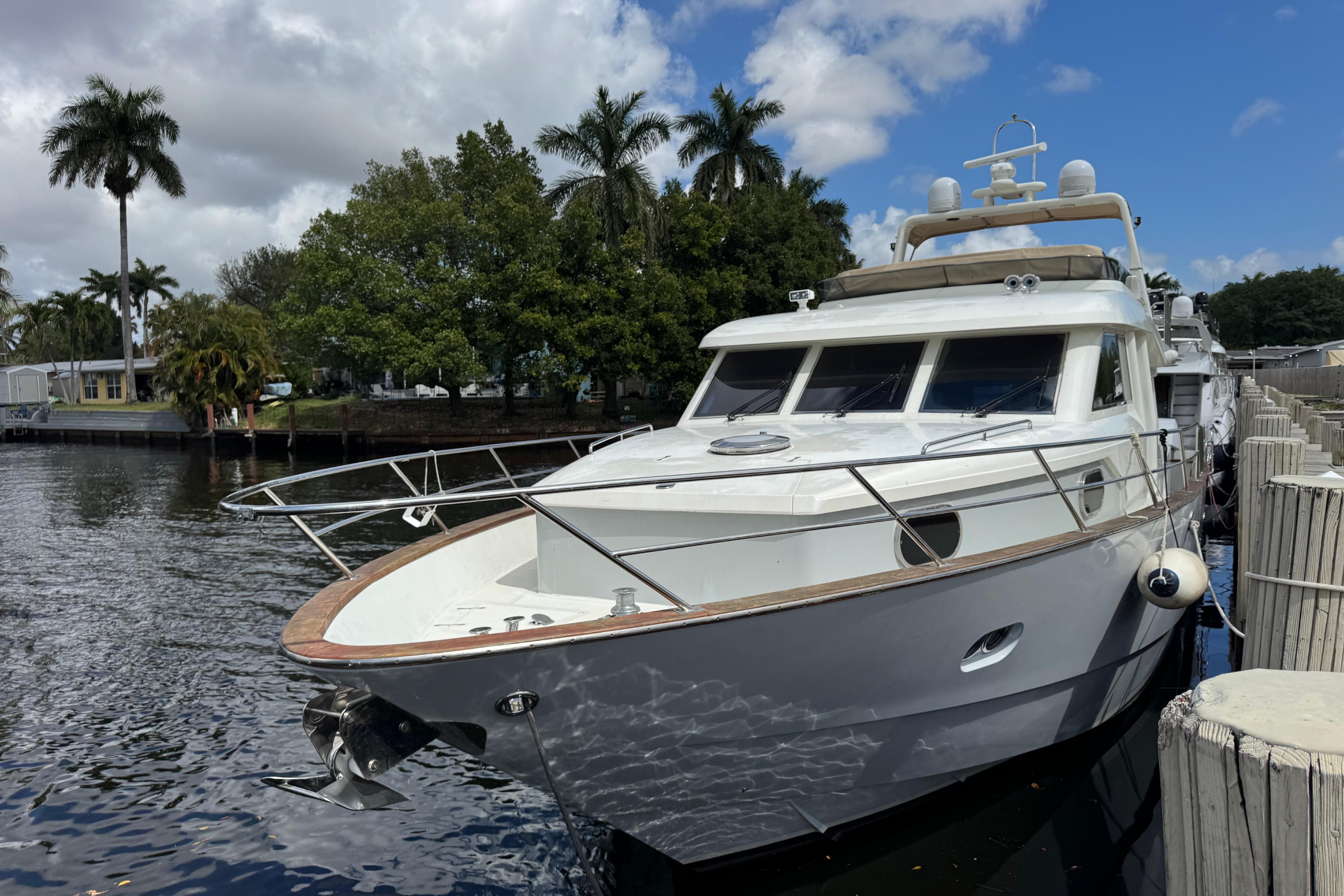 2003 Custom Sea Star Pilot House