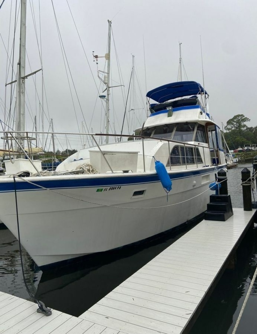 1976 Hatteras — - Image 3