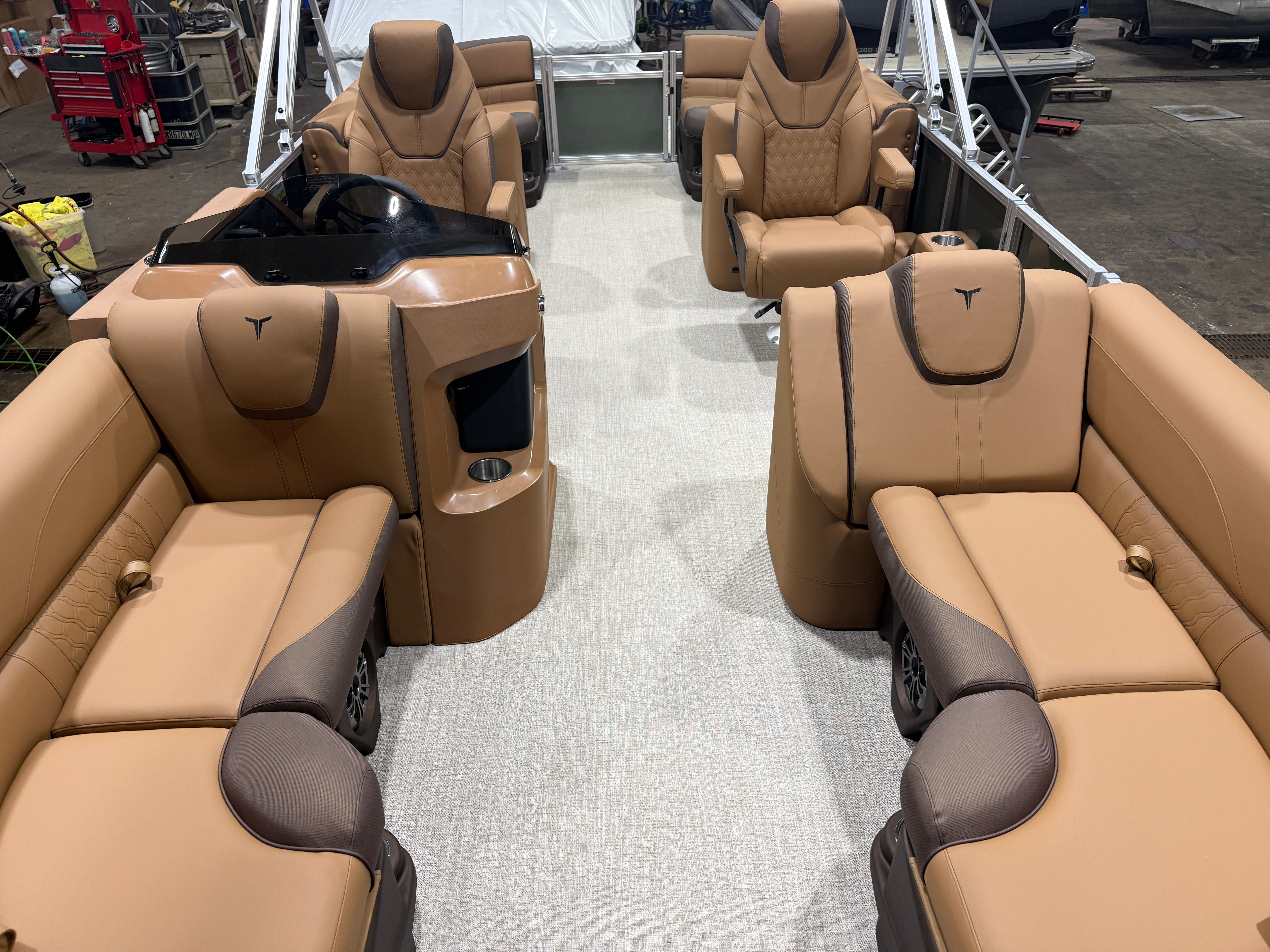 2026 Tahoe LTZ 2385 Quad Lounge & Honda 4-Stroke EFI - 7