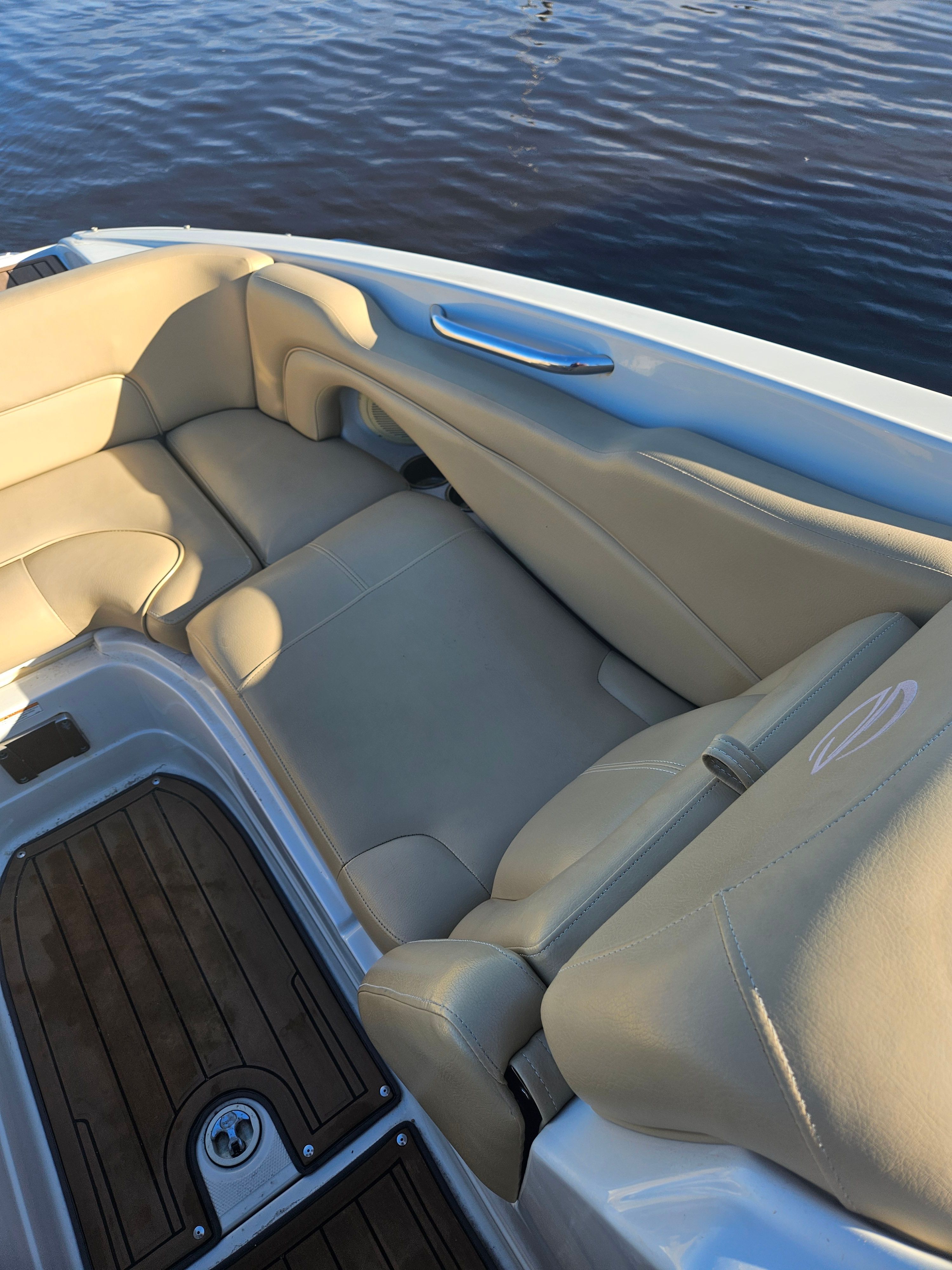2016 Crownline Eclipse E4 XS - 8