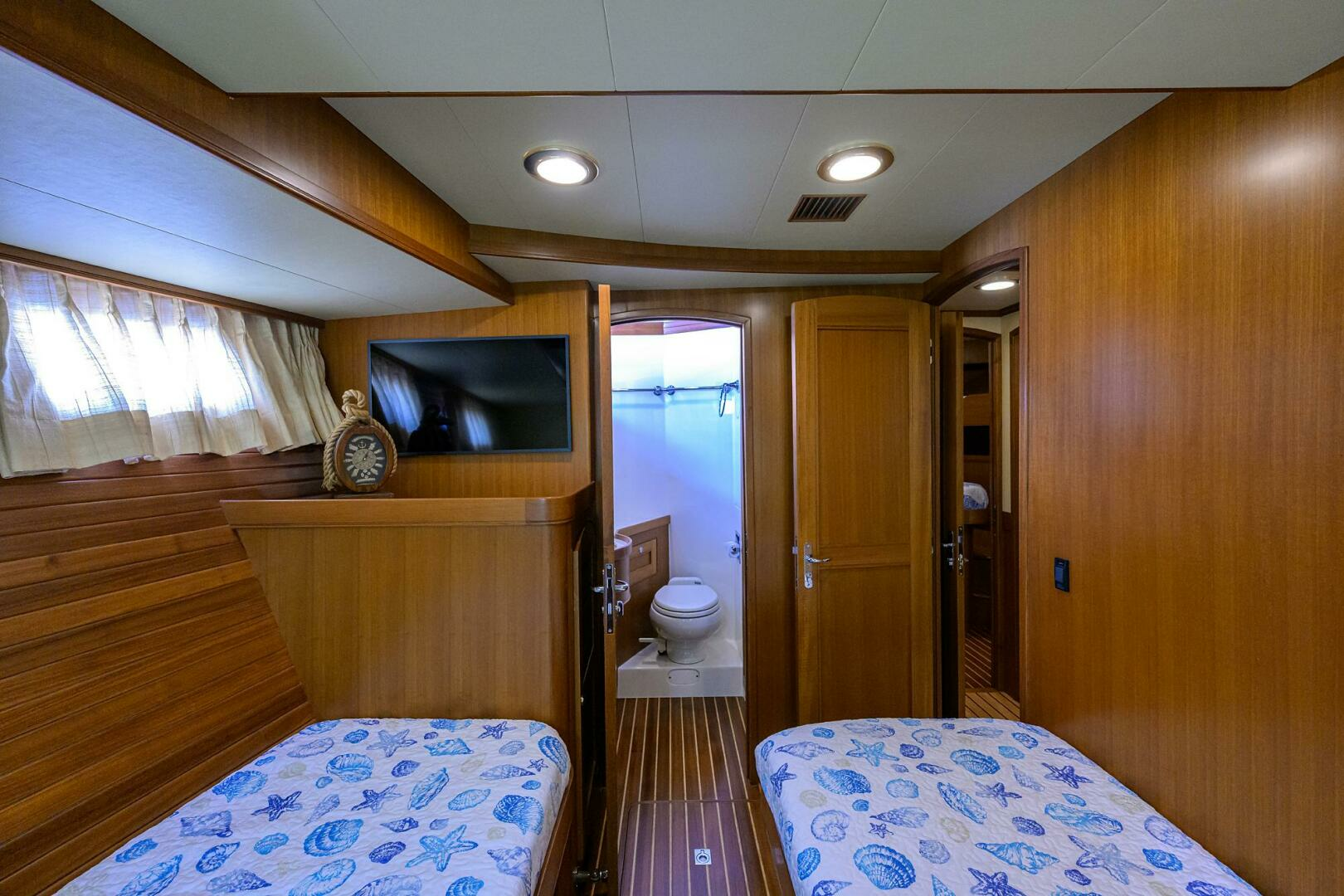 2011 Marlow 97 Explorer - Image 32