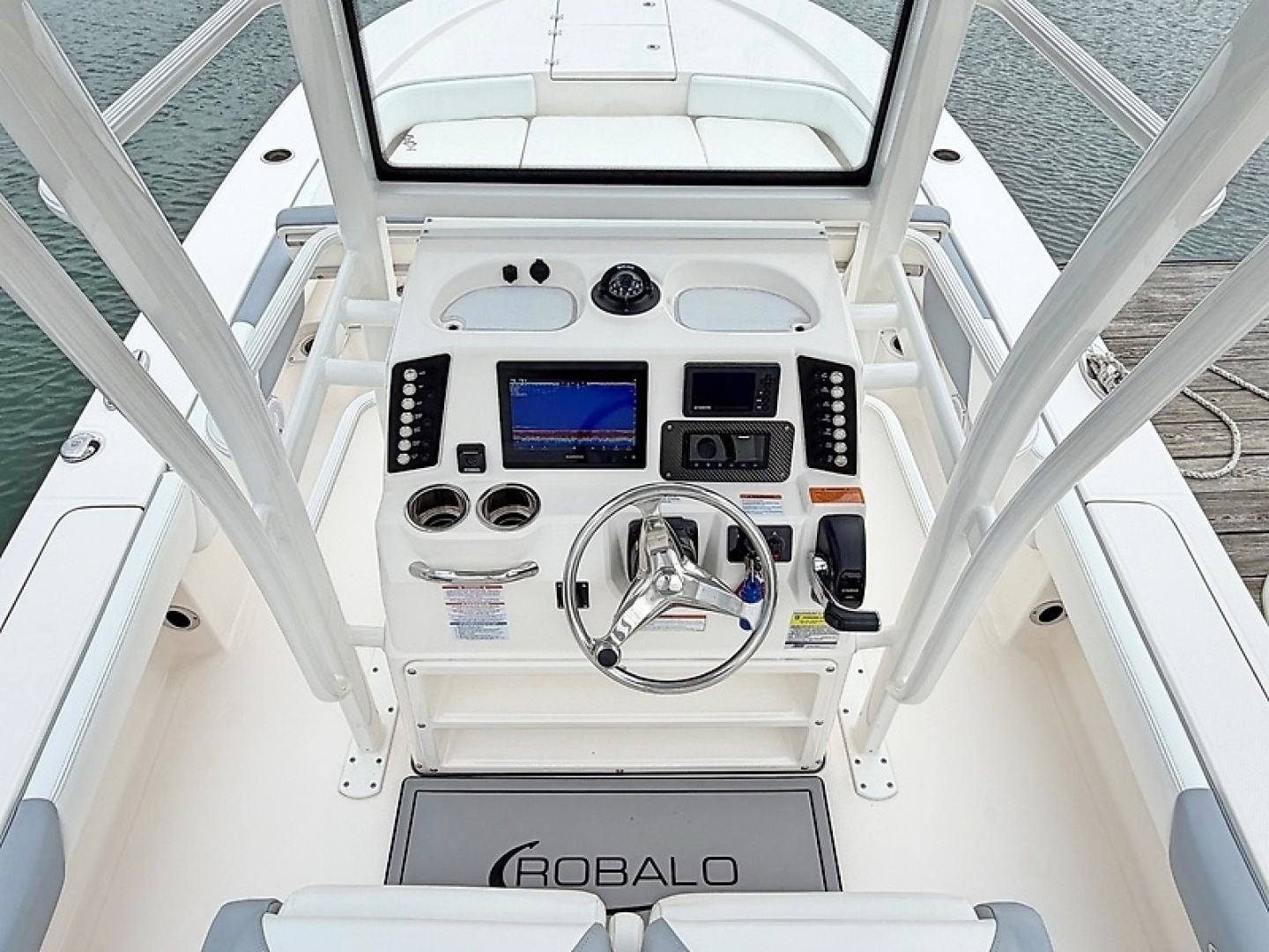 2021 Robalo 246 Cayman SD - Image 11