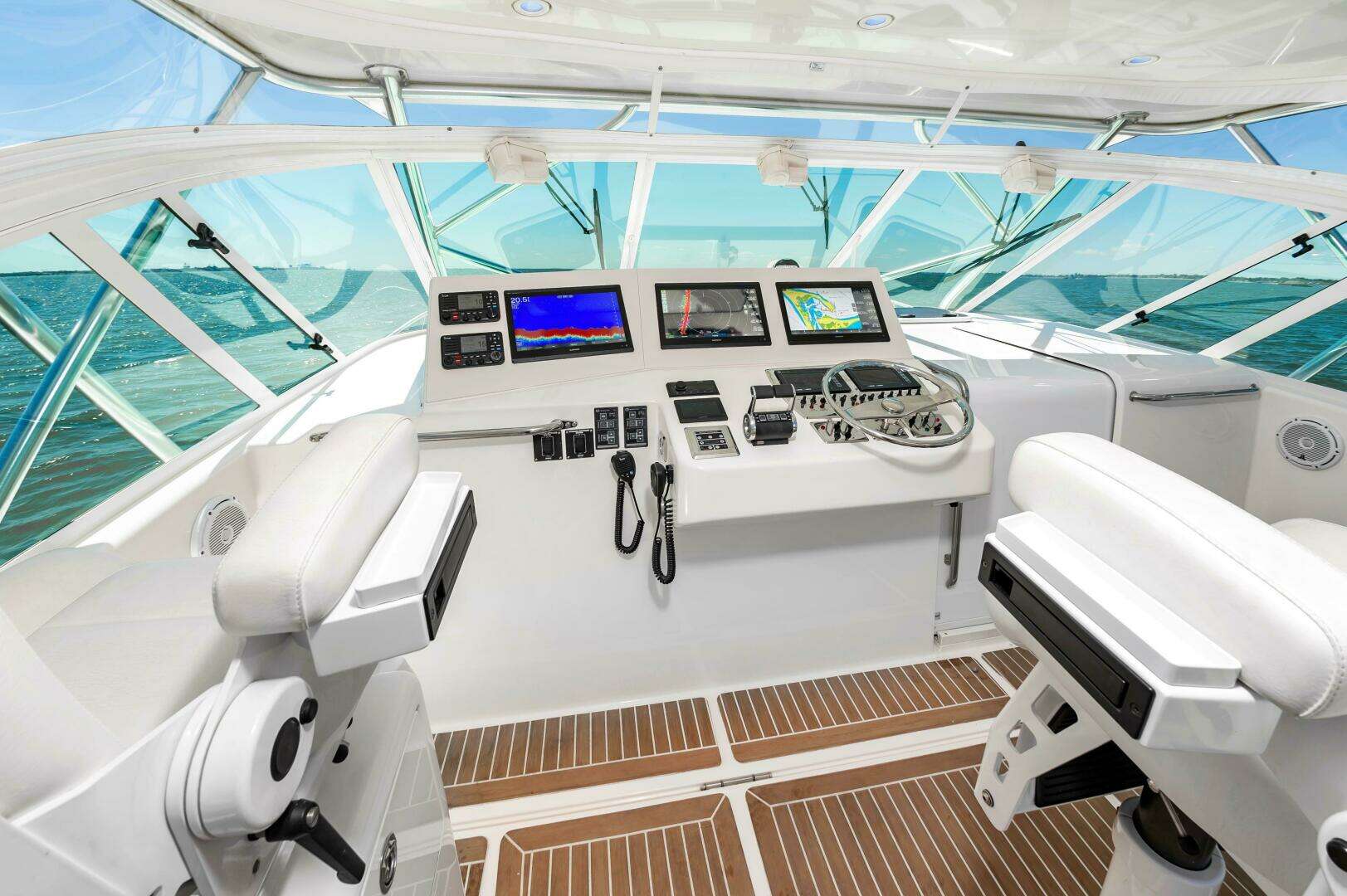 2008 Cabo 40 Express - Image 22