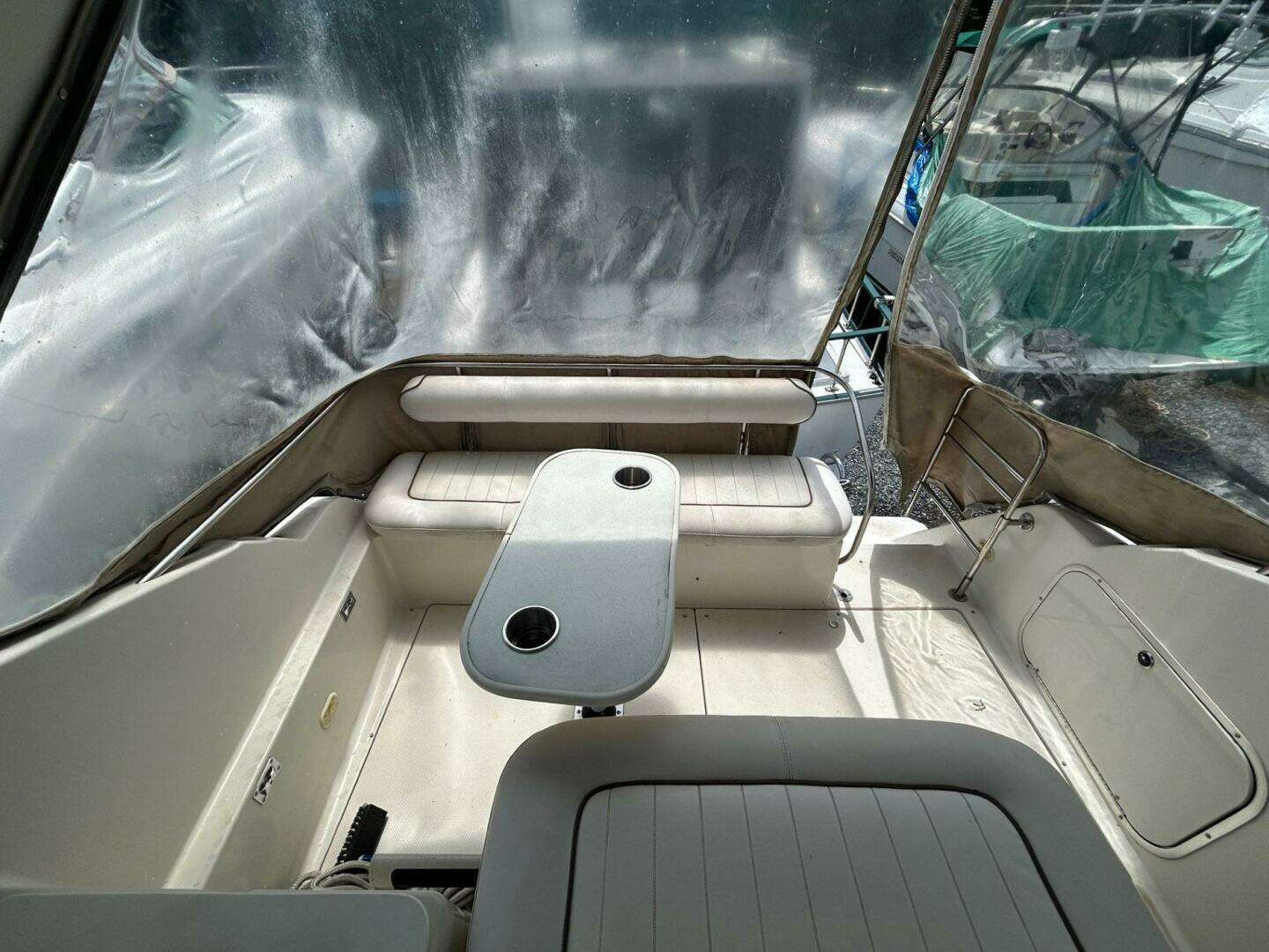 1998 Maxum 2800 SCR - Image 18