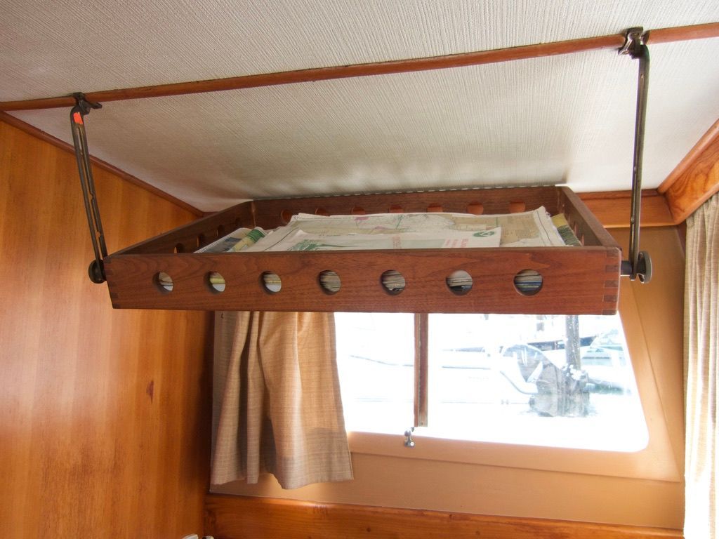 1976 CHB Trawler - 24