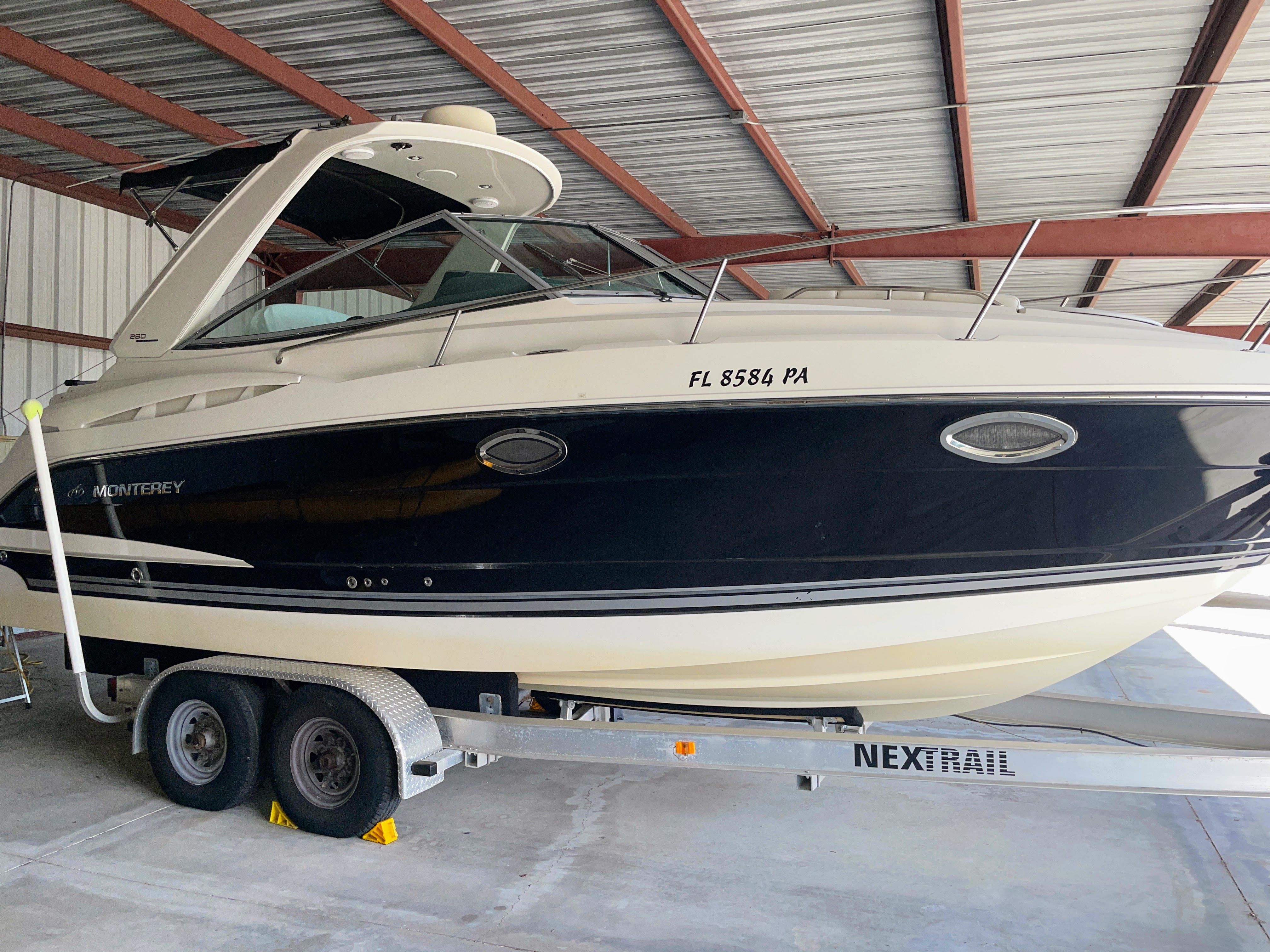 2010 Monterey 280 SCR - 73
