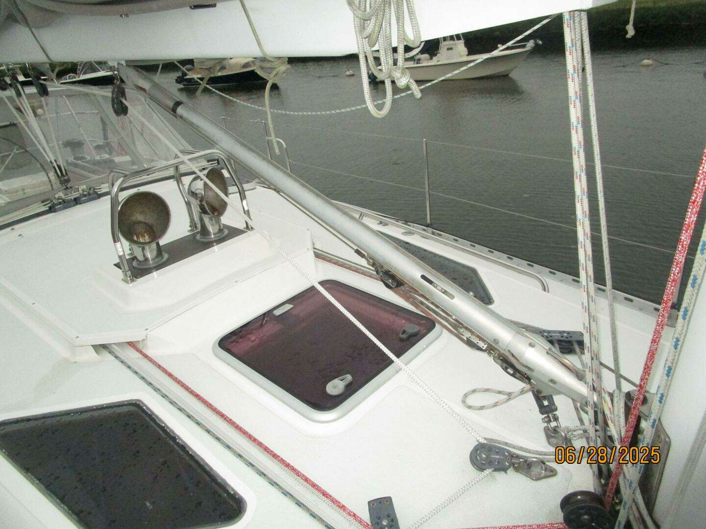 1995 Freedom 40/40 - Image 16