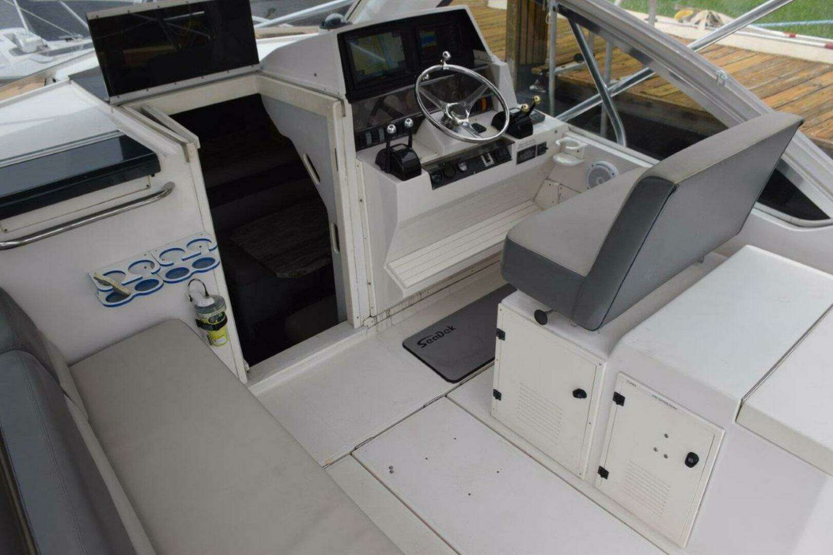 1995 Blackfin Combi 33 - Image 16