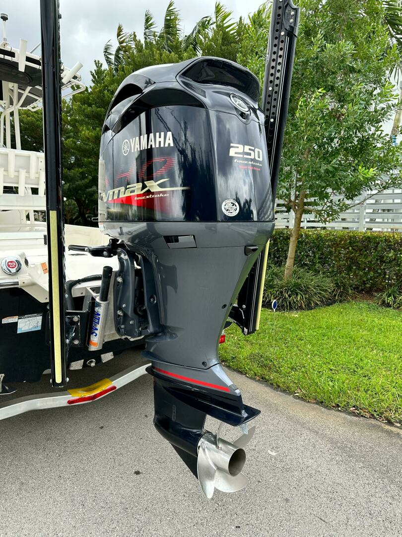 2018 Skeeter SX230 - Image 13