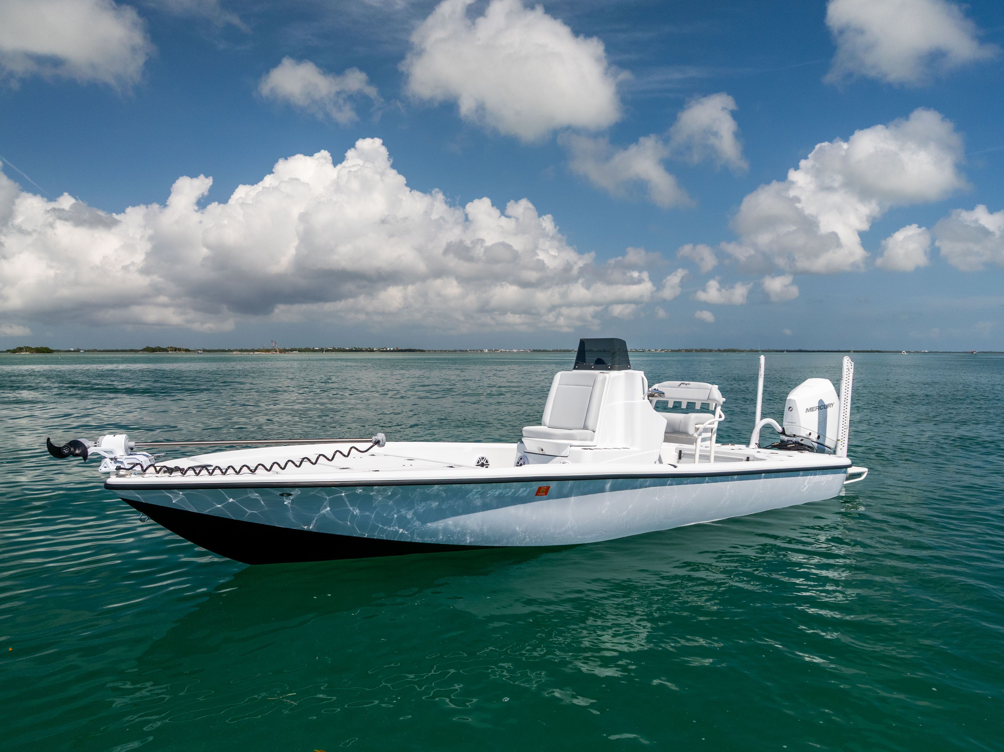 2025 Yellowfin 24 Bay CE
