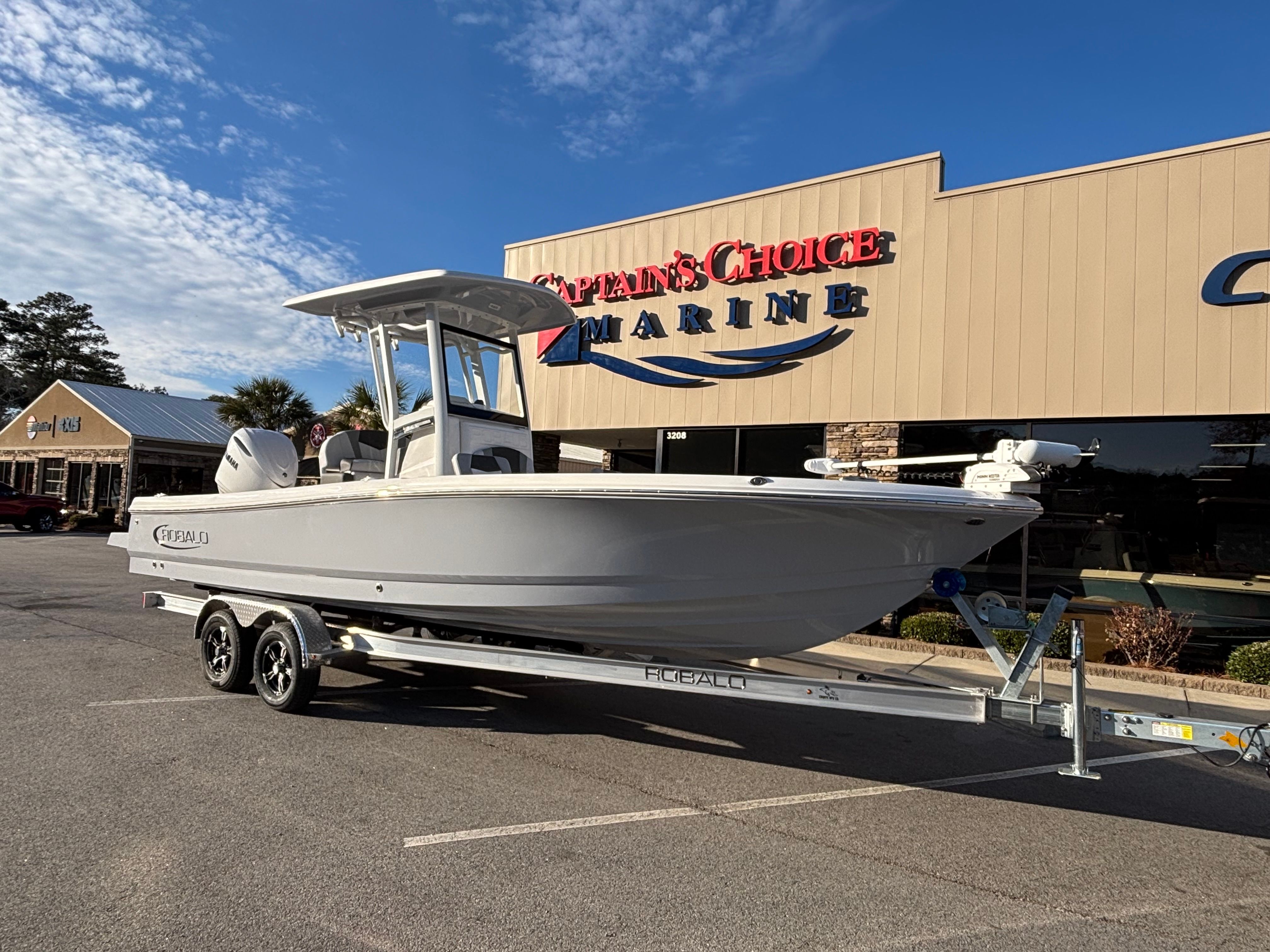 2026 ROBALO 246 CAYMAN - Image 2
