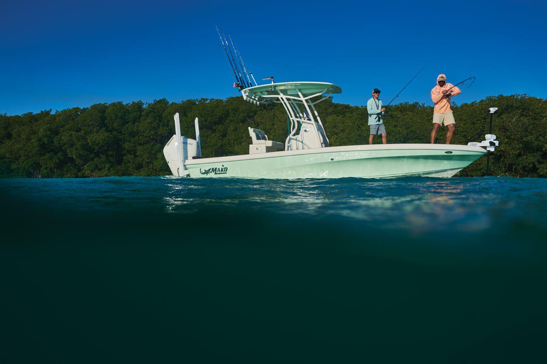 2025 Mako 24 APEX - 12