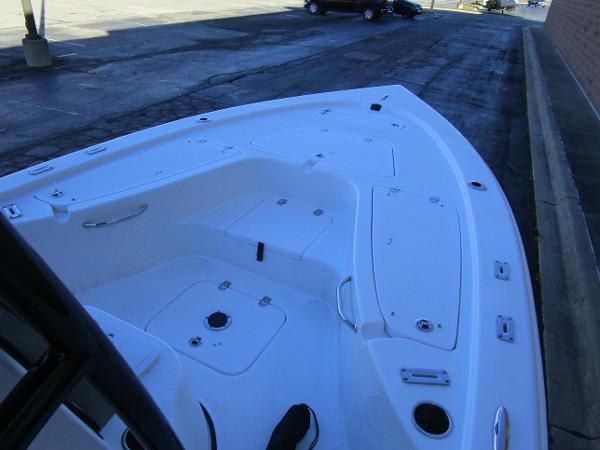 2025 Sea Pro 230 Bay boat deck, spacious and well-equipped for fishing and leisure activities.