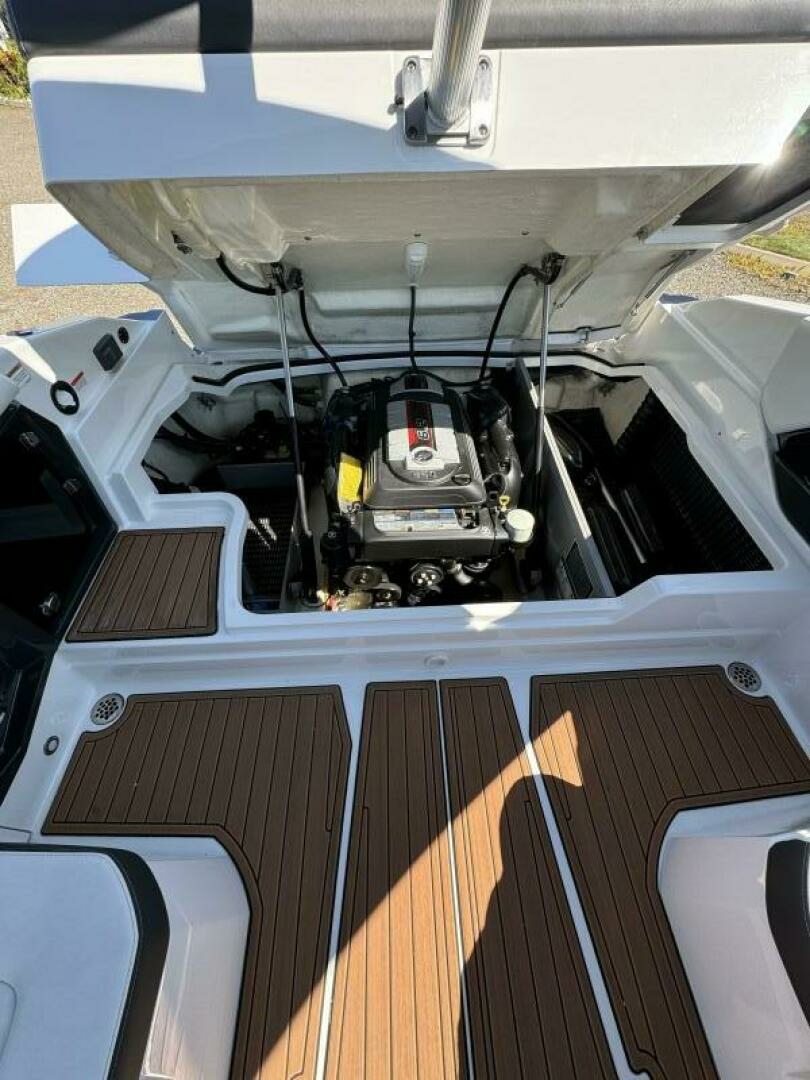 2017 Monterey 278 SS - Image 33