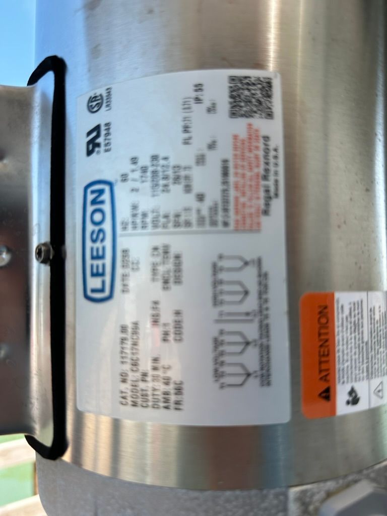 Leeson motor label on Beneteau Gran Turismo 32, year 2024.