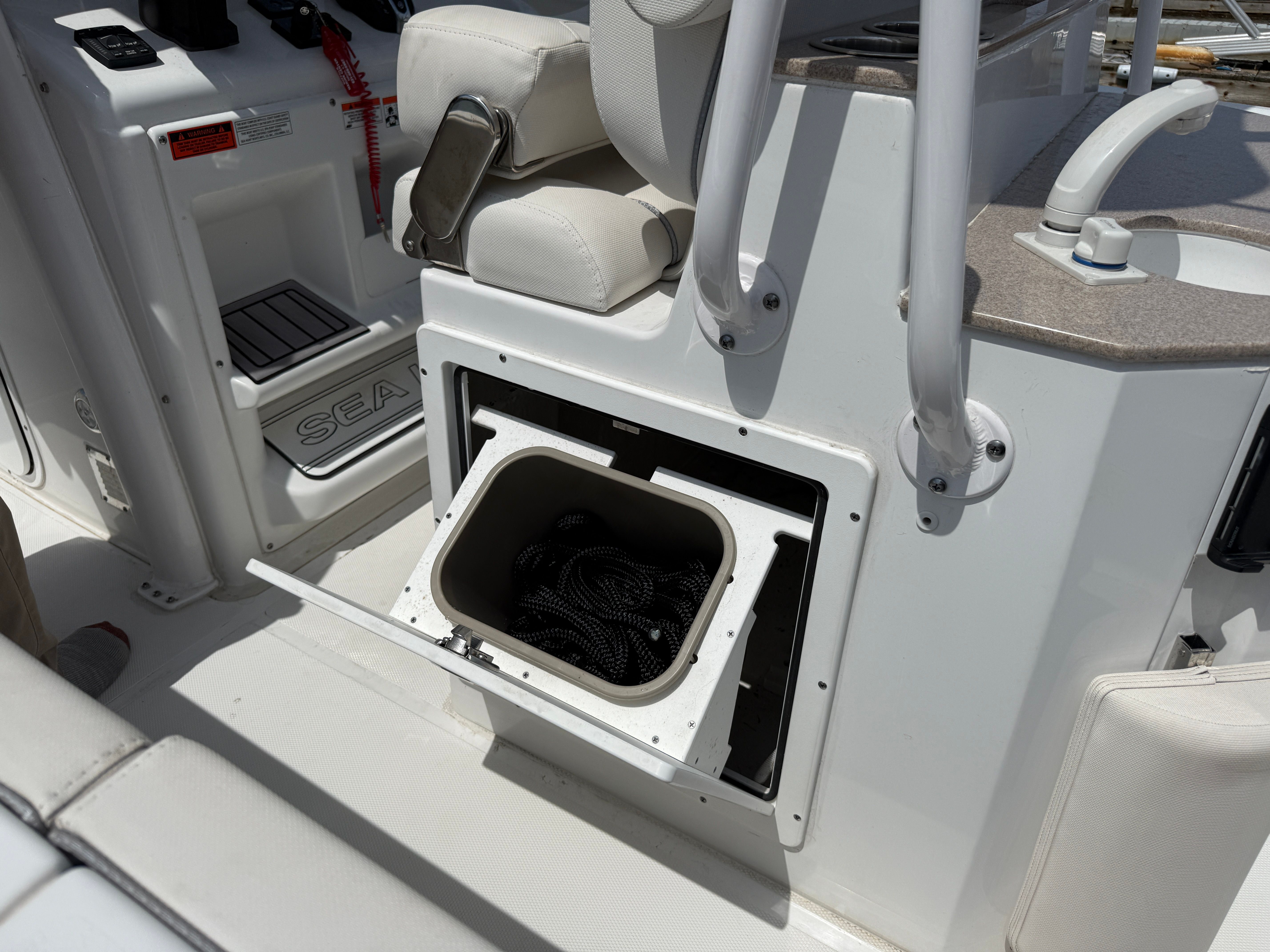 2023 Sea Hunt Ultra 265 SE - 30