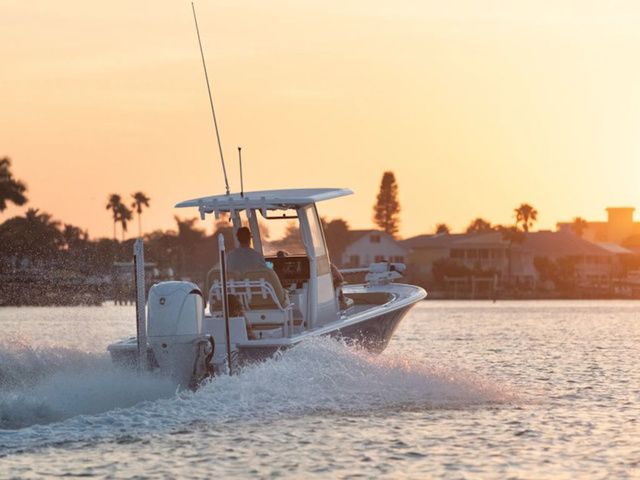 2025 Sportsman Masters 247OE Bay Boat - 17