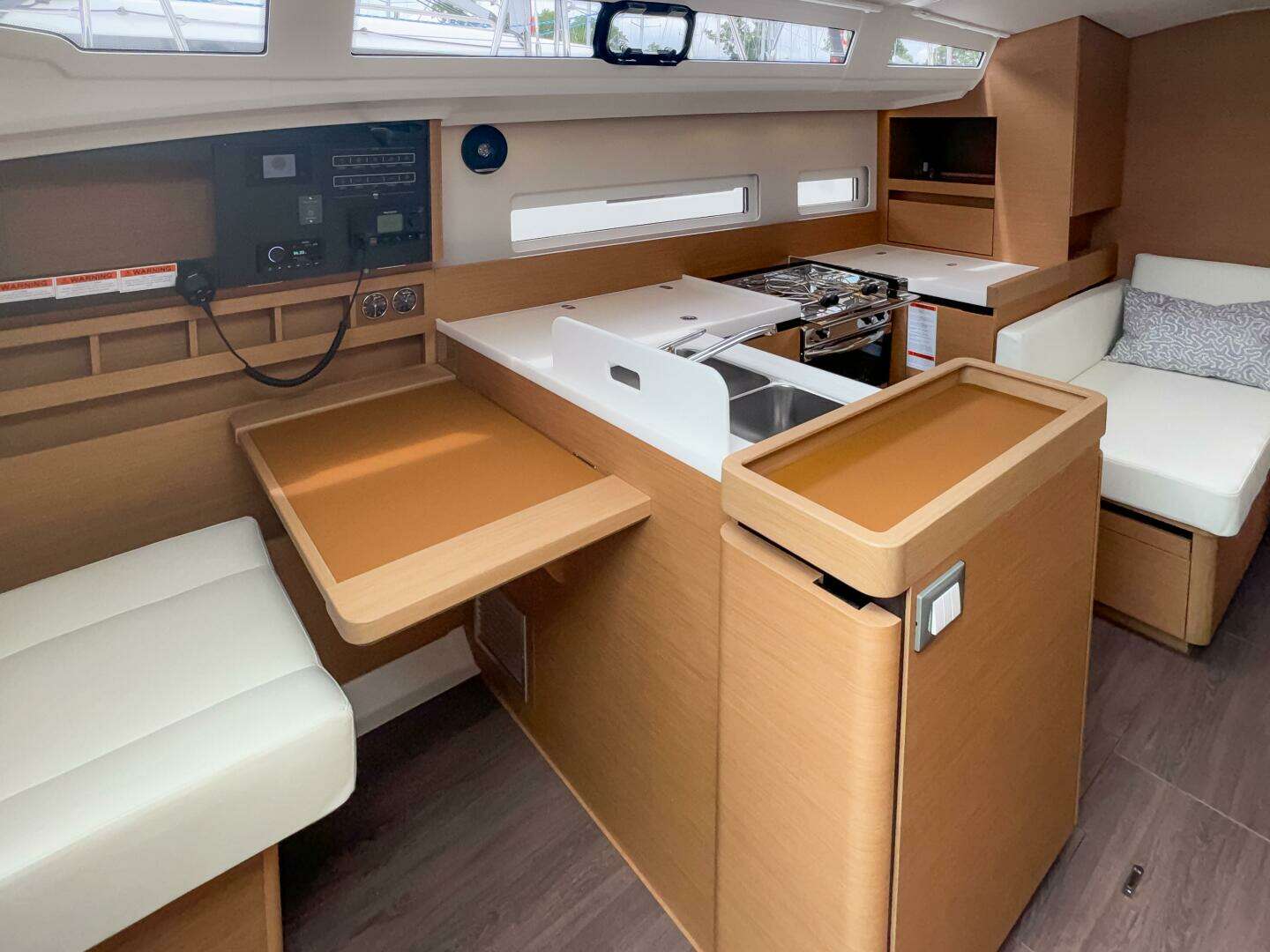 2024 Jeanneau Sun Odyssey 410 - Image 16