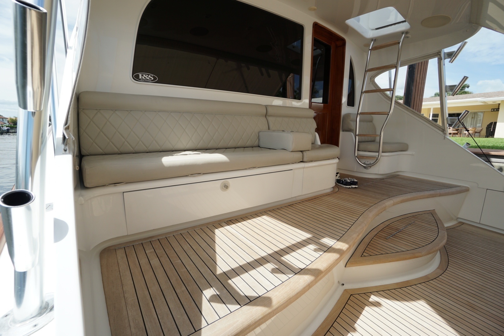 2011 F&S — - Image 43