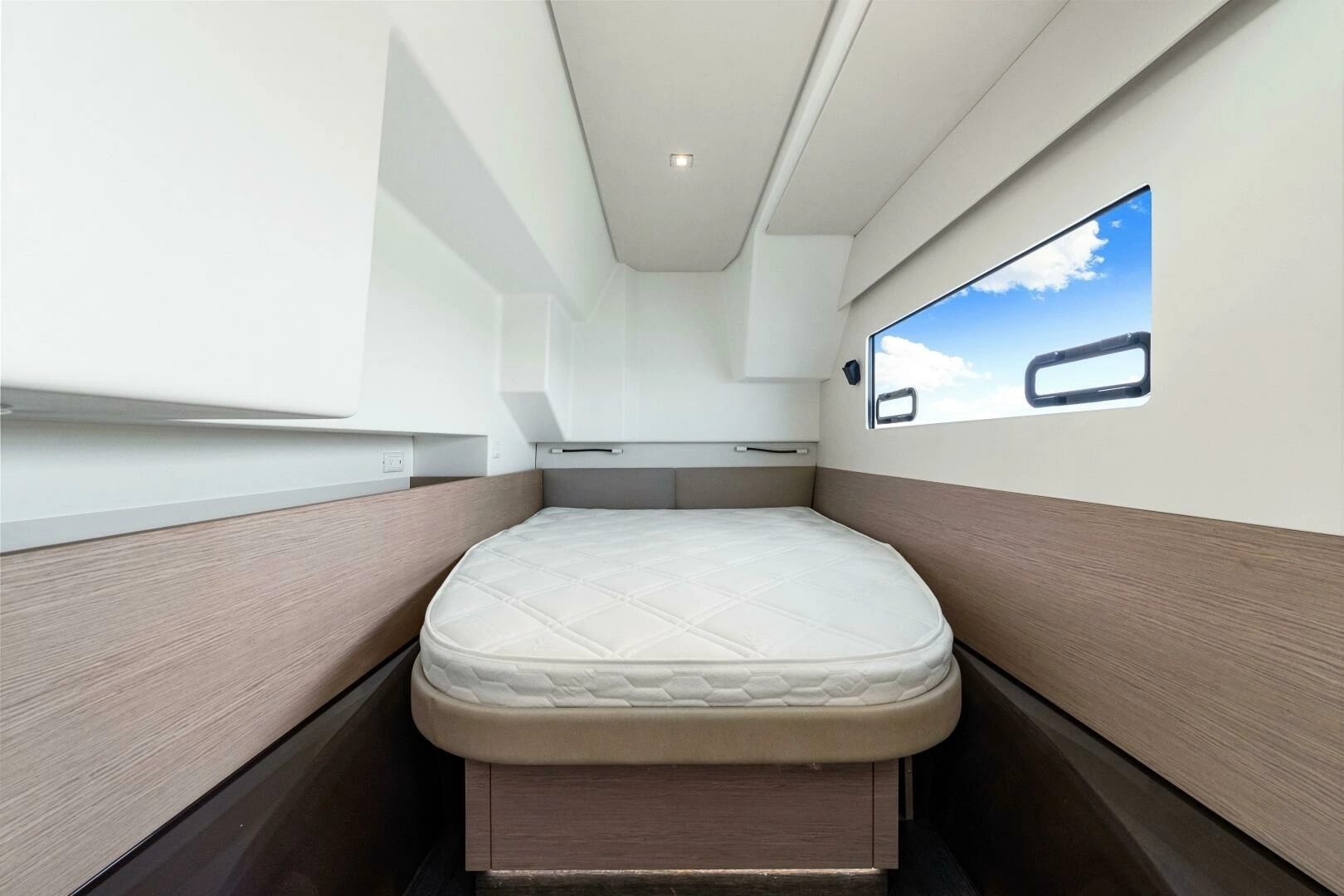 2021 Fountaine Pajot MY4.S - Image 24