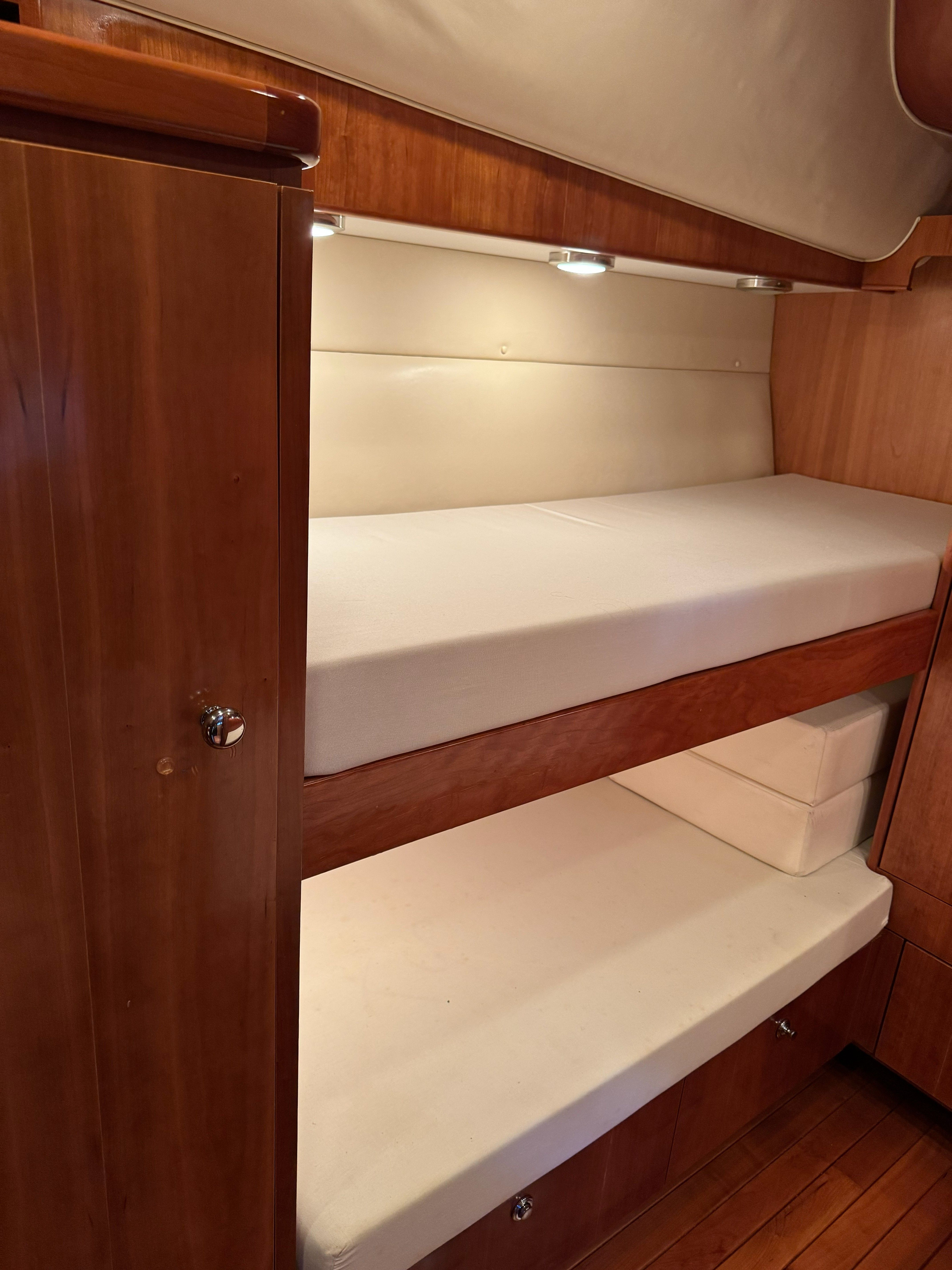 2003 Tiara Yachts 5000 Open - 72