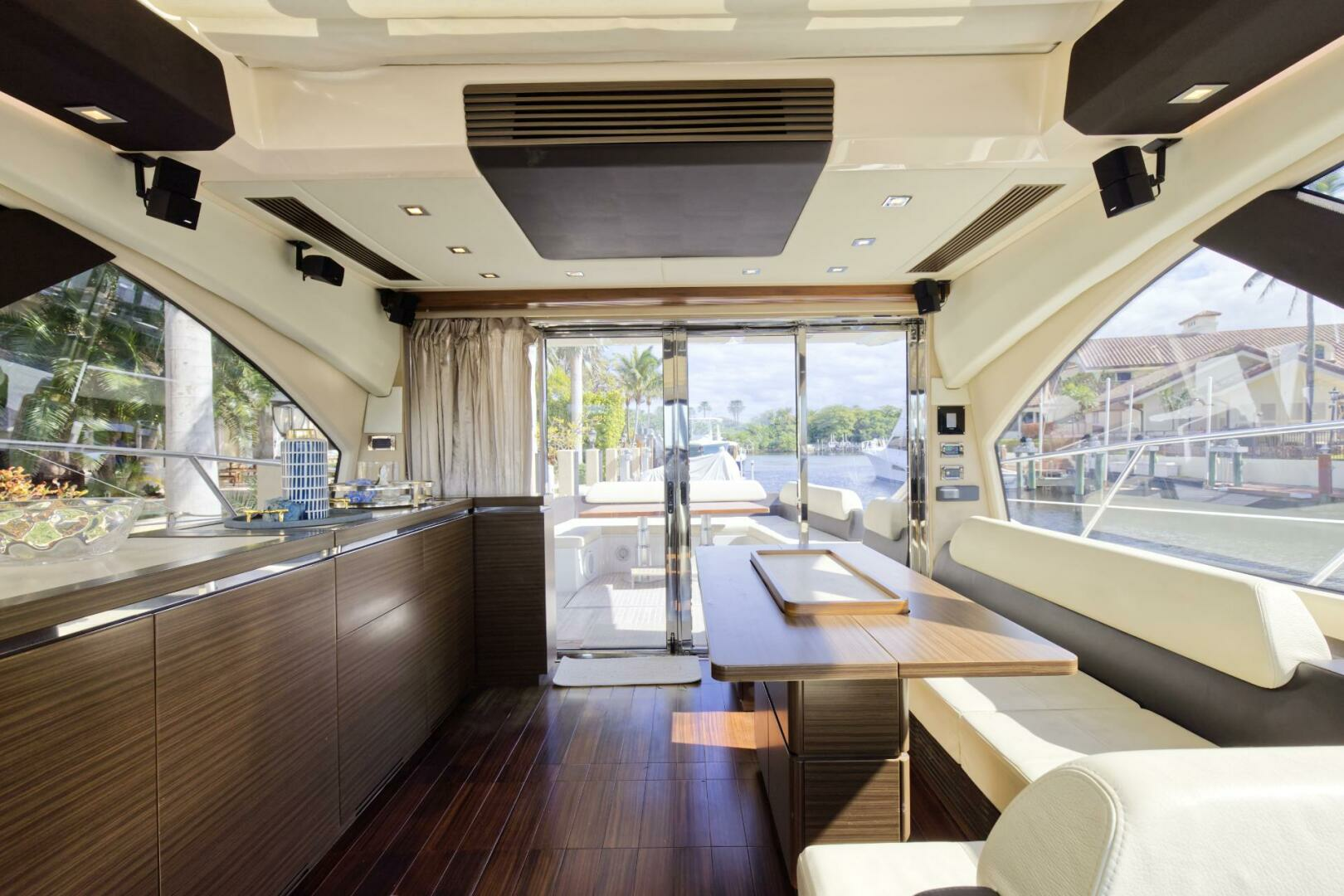2013 Azimut 55S - Image 15