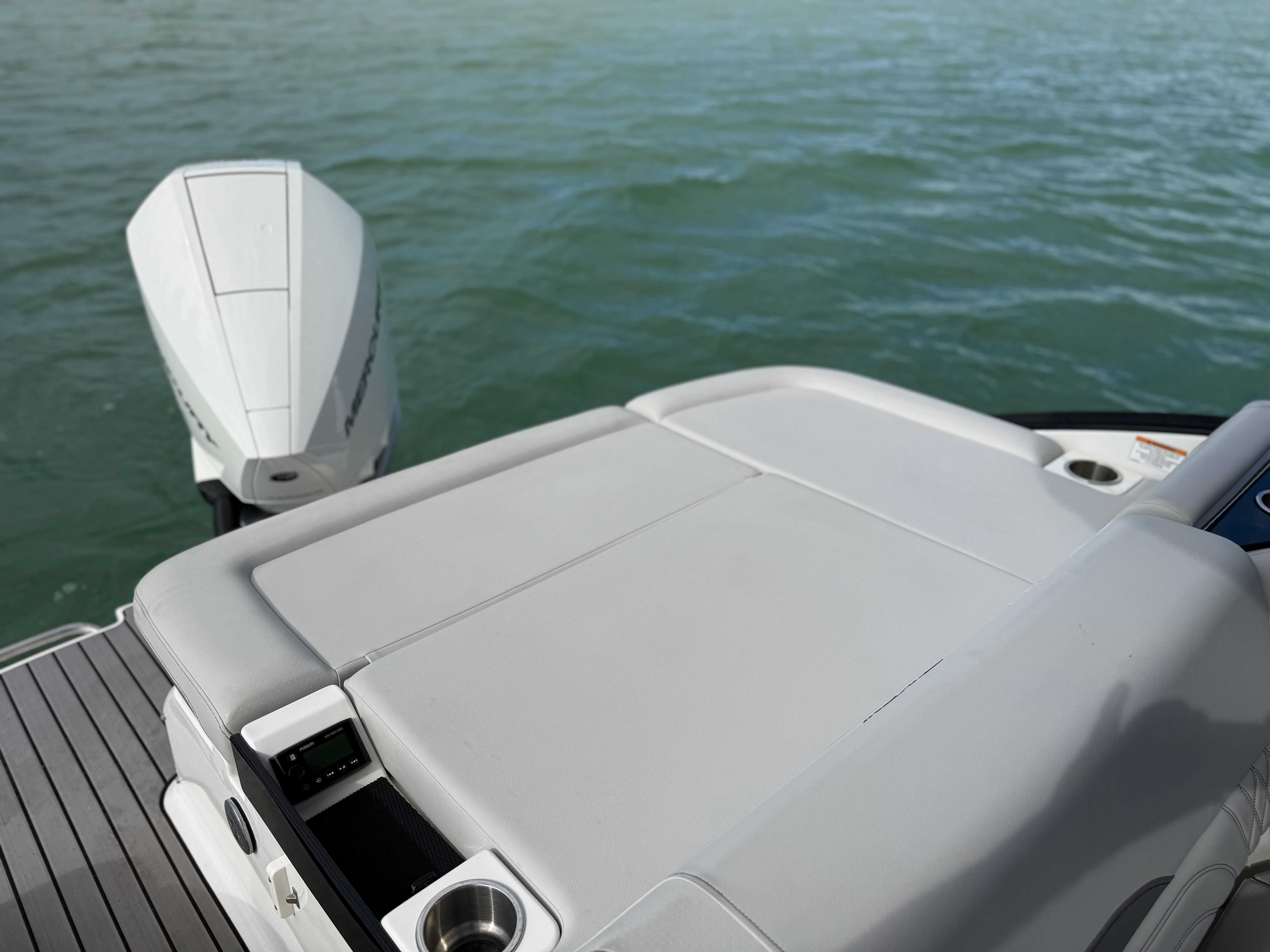 2024 Sea Ray SLX 260 Surf - 9