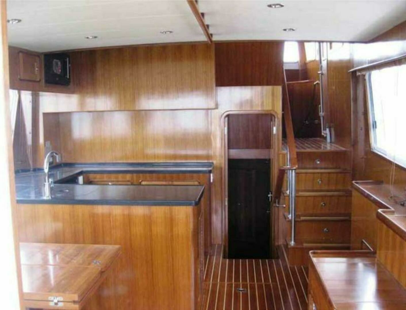 2012 Integrity 45 - Image 5