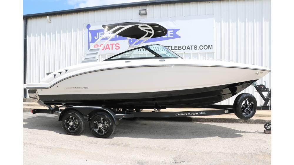 2025 Chaparral 23 Surf