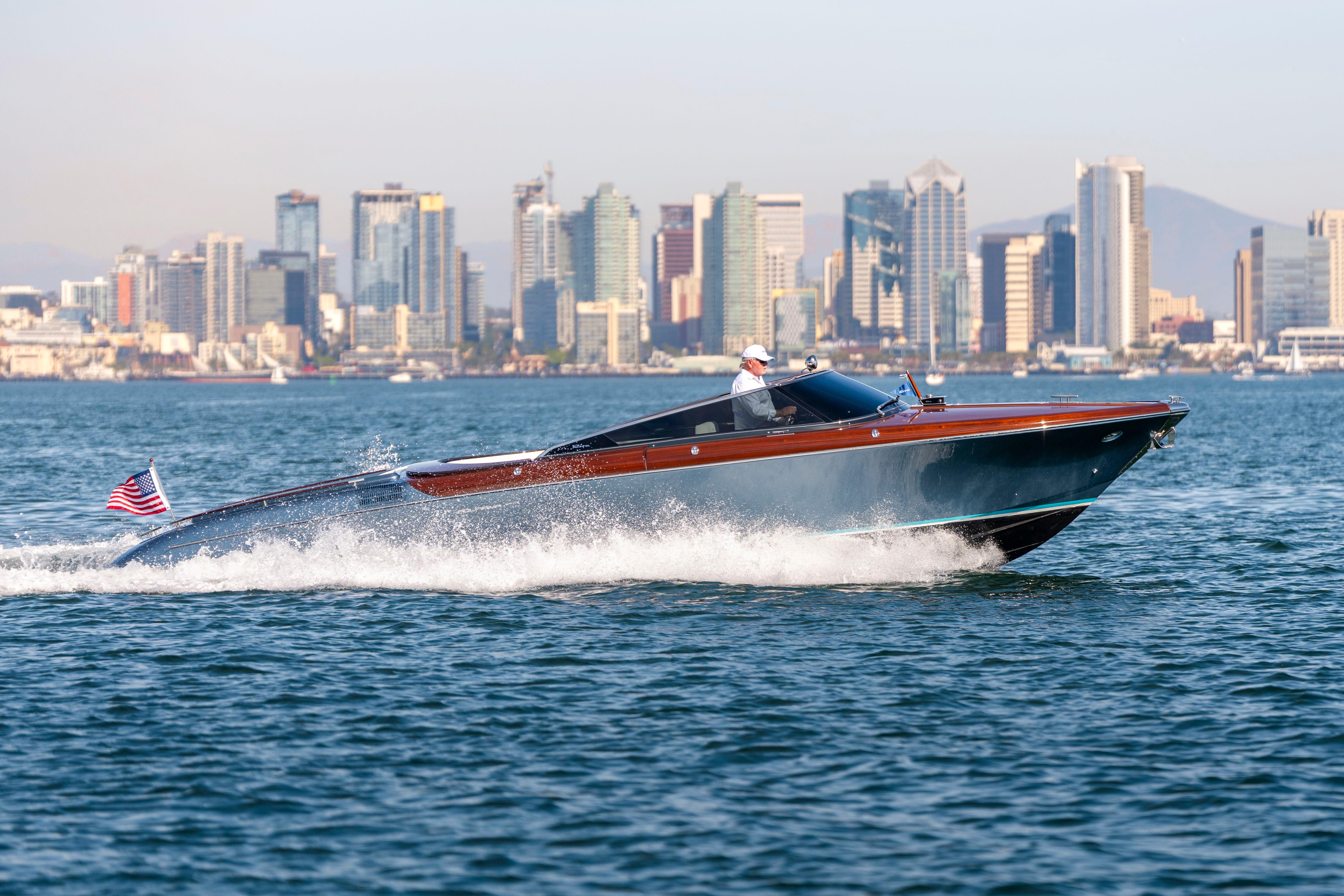 2026 Riva 33' Aquariva Special