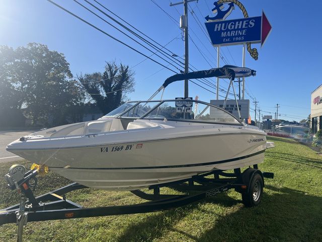 2014 Regal BOWRIDER 1900 - 17