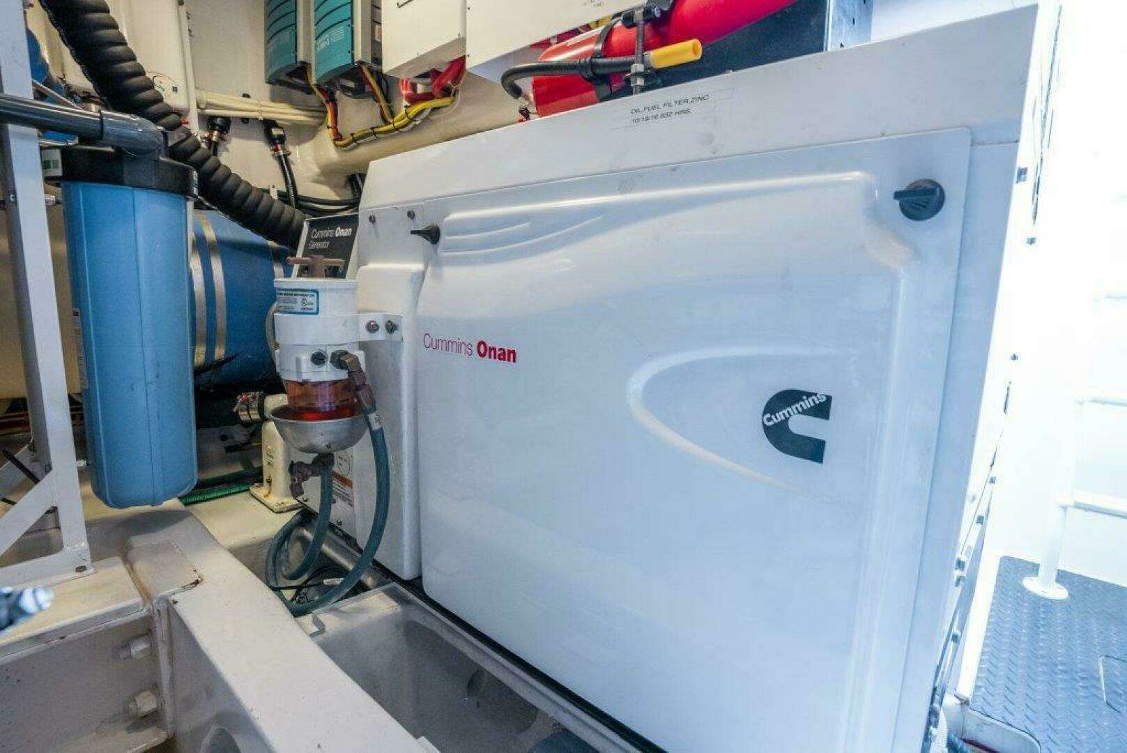 2015 Viking 66 Convertible - Image 44