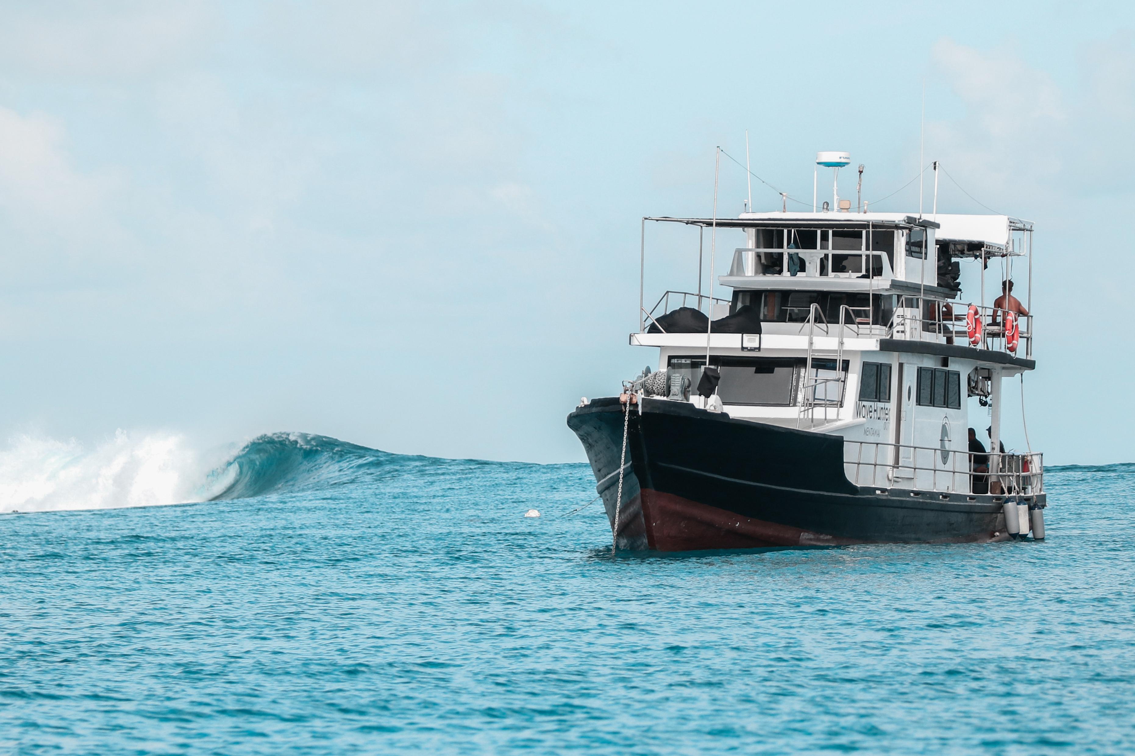 2000 Custom Wave Hunter 007