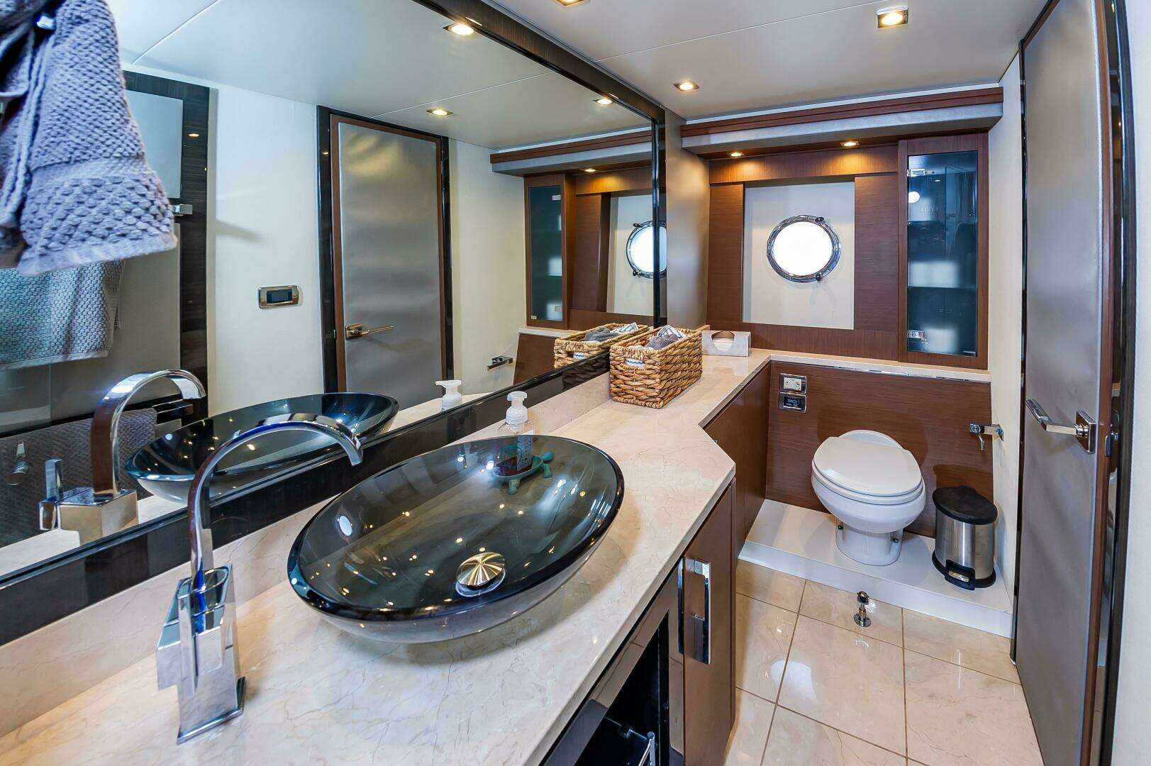 2013 Marquis 63 Sport Yacht - Image 50