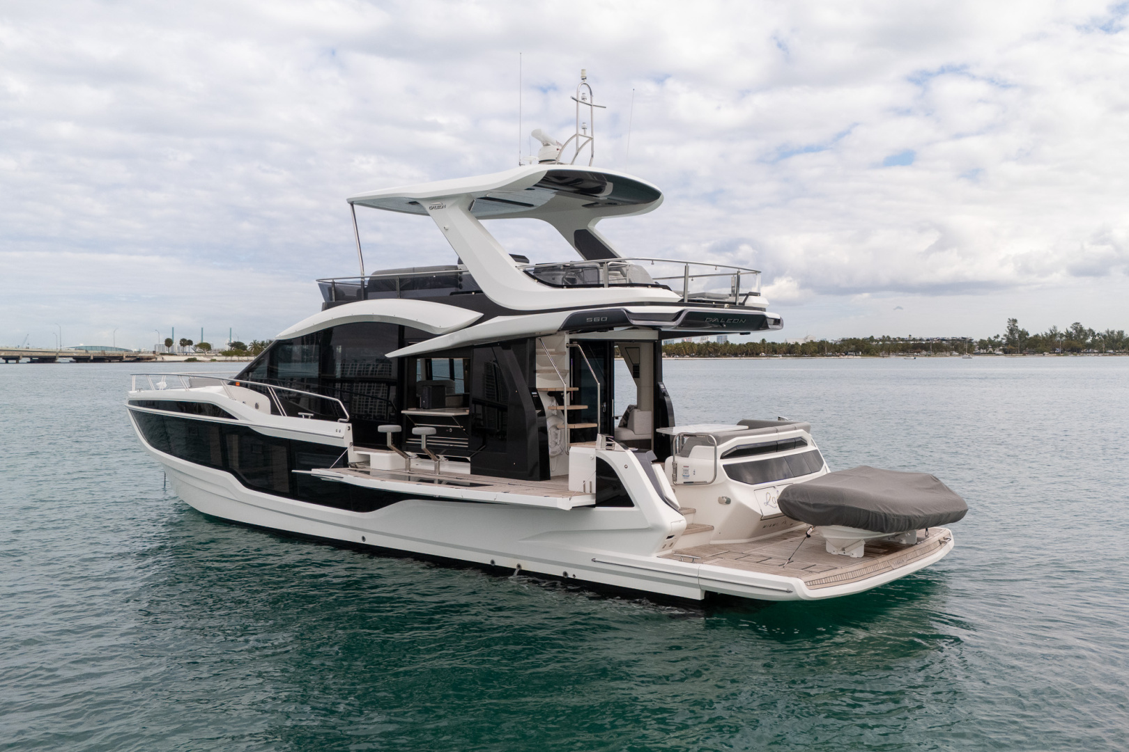 2025 Galeon 560 FLY - Image 78