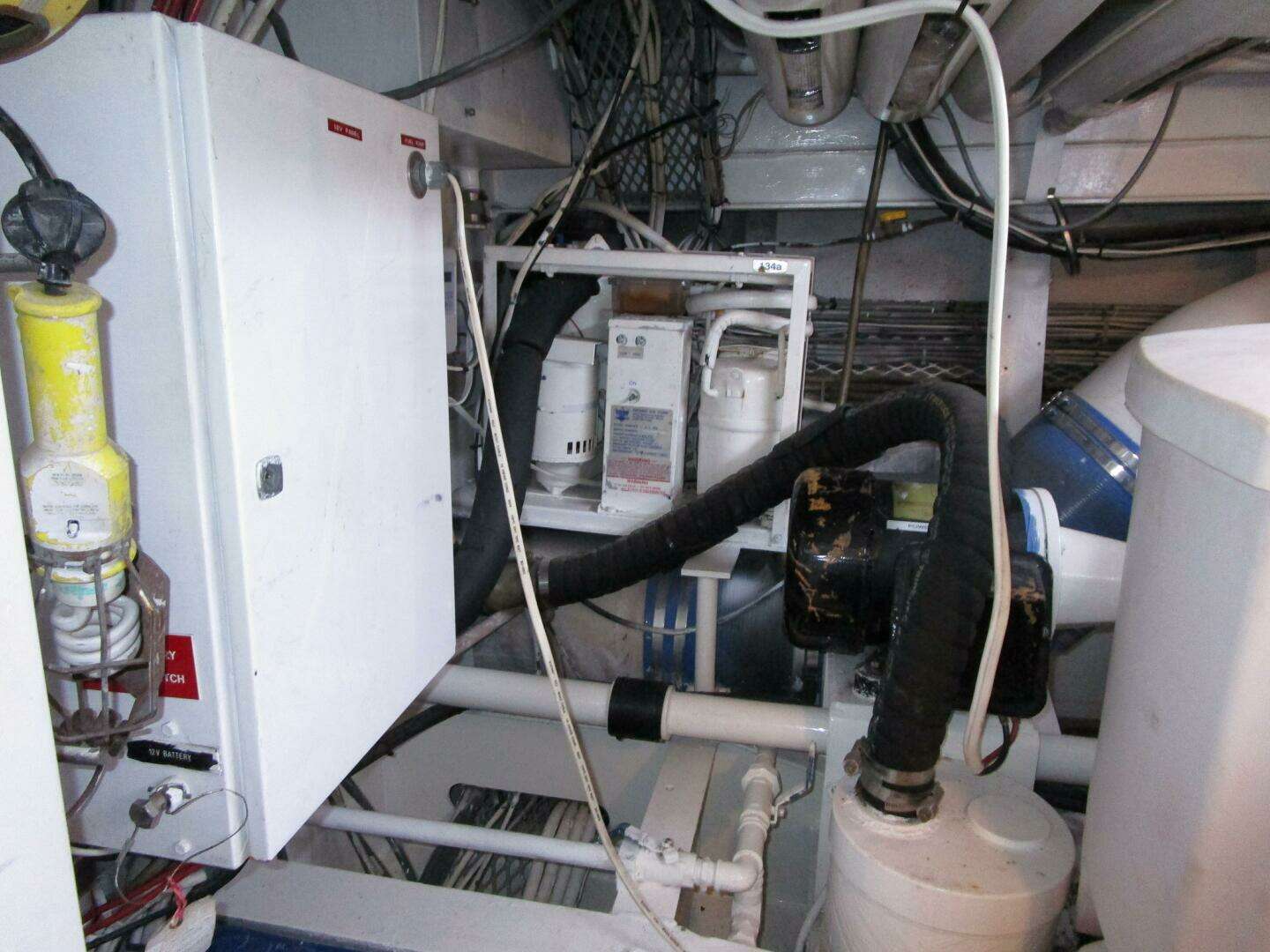1989 Striker 62 Convertible - Image 73