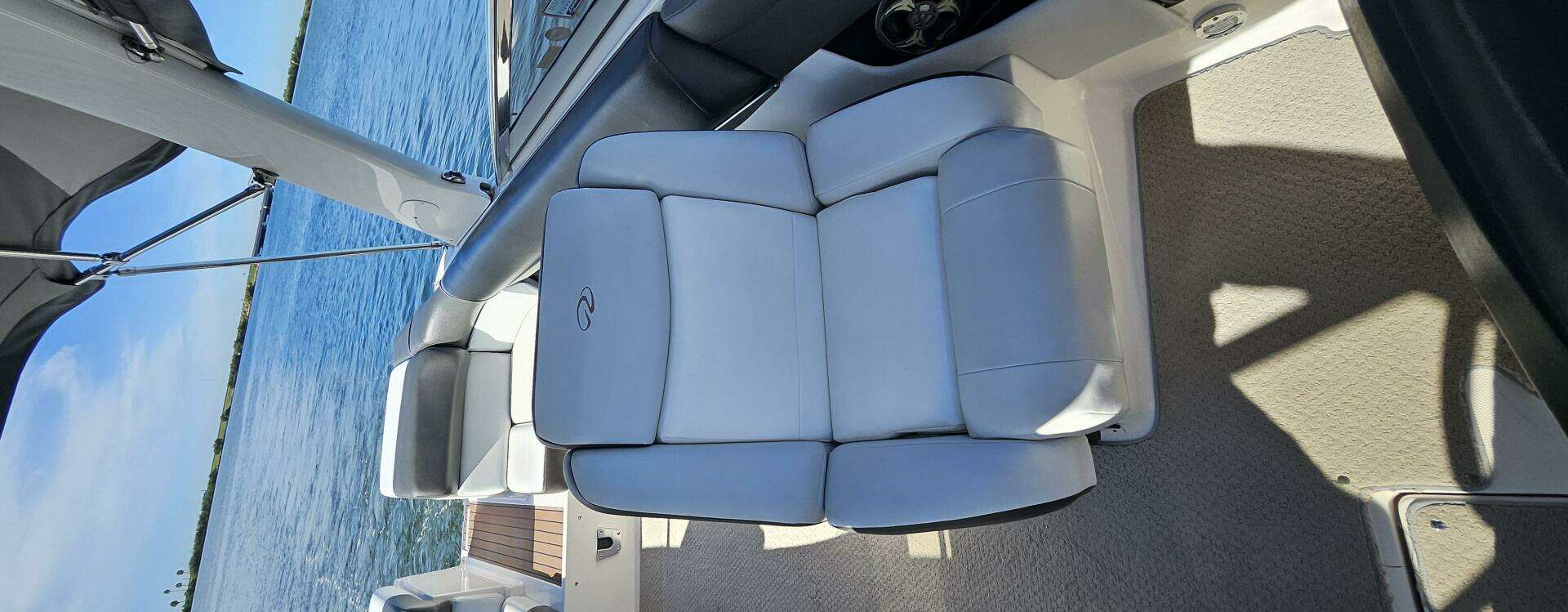 2010 Regal 2700 - Image 18