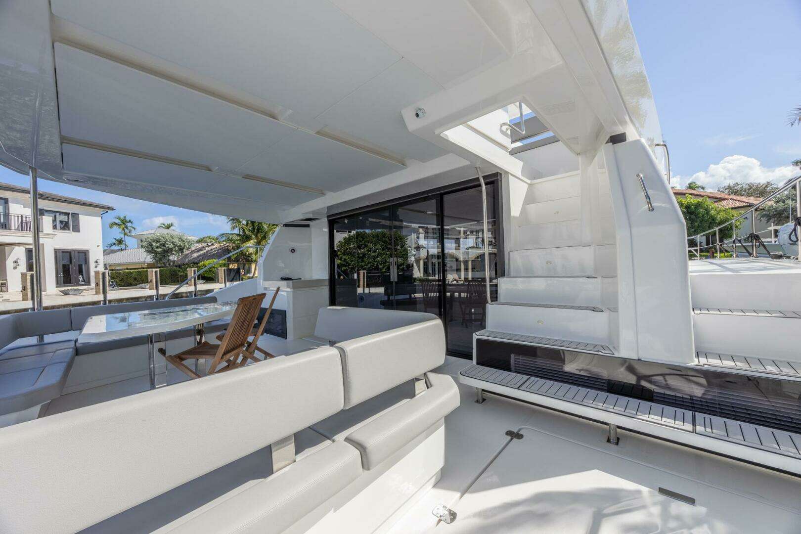 2024 Leopard 53 Powercat - Image 7
