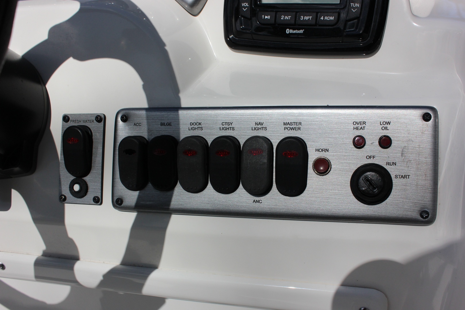 2022 NauticStar 203SC - Image 16